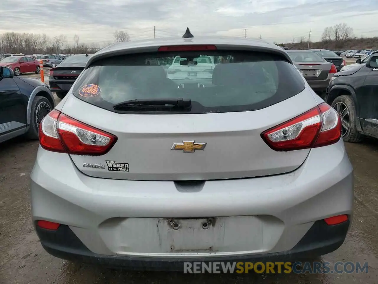 6 fotografías del automóvil dañado 3G1BC6SM8KS609778 CHEVROLET CRUZE 2019