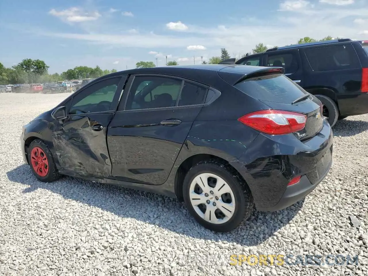 2 fotografías del automóvil dañado 3G1BC6SM8KS614639 CHEVROLET CRUZE 2019