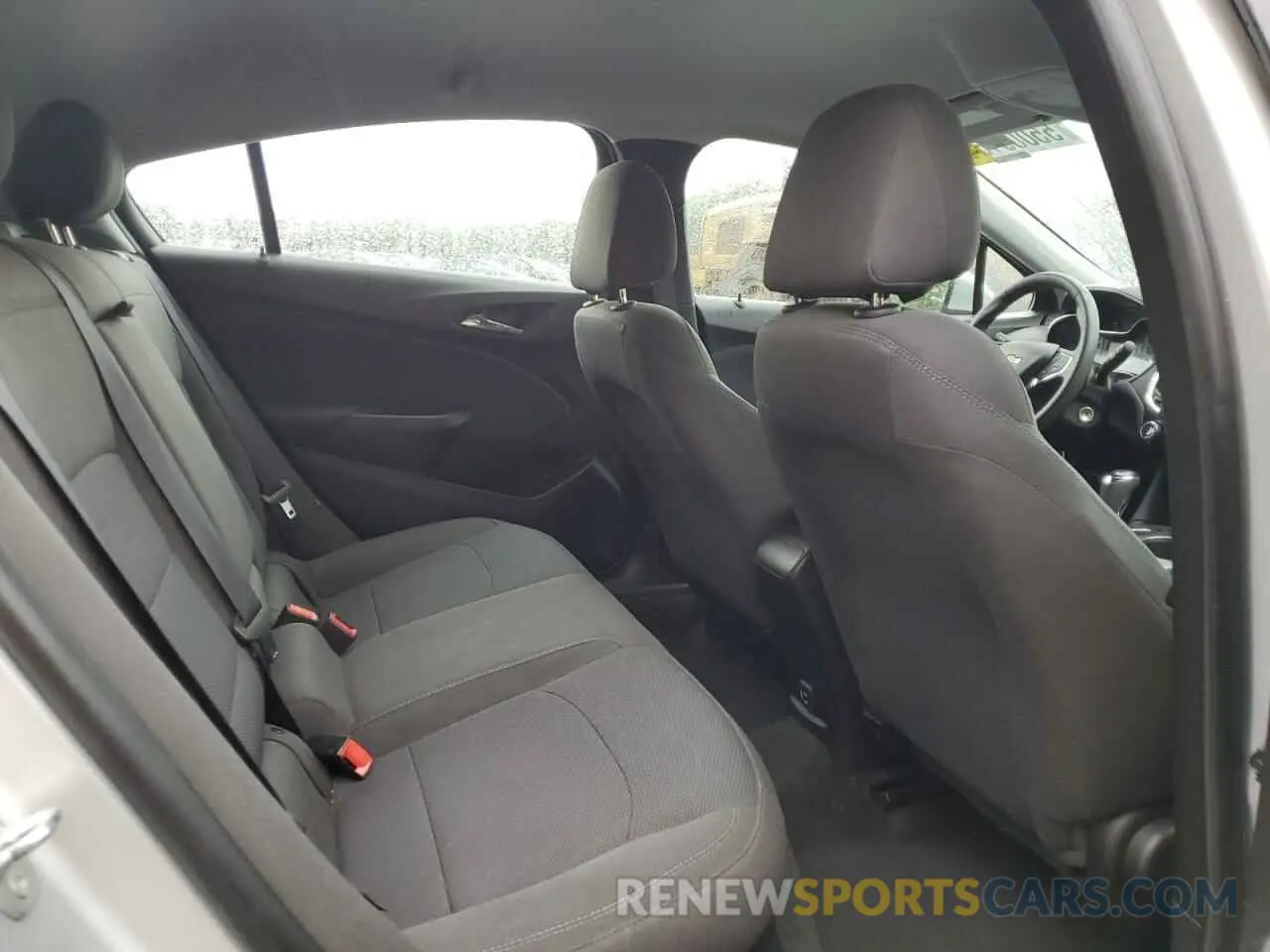 10 fotografías del automóvil dañado 3G1BE6SM1KS533749 CHEVROLET CRUZE 2019