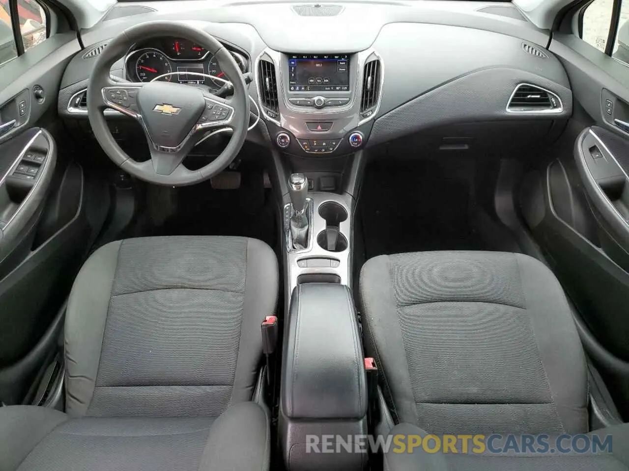 8 fotografías del automóvil dañado 3G1BE6SM1KS571465 CHEVROLET CRUZE 2019