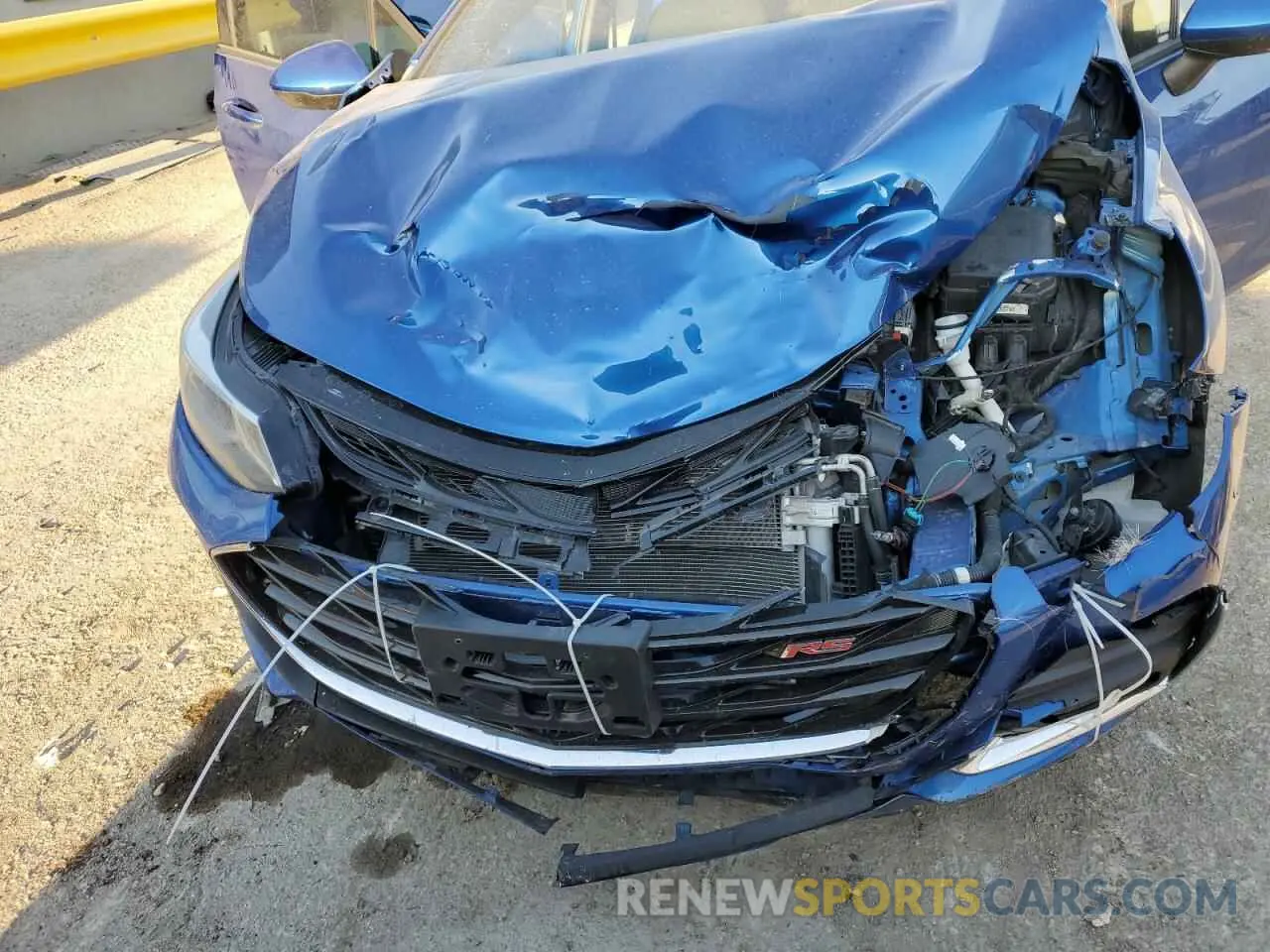 12 fotografías del automóvil dañado 3G1BE6SM1KS587469 CHEVROLET CRUZE 2019