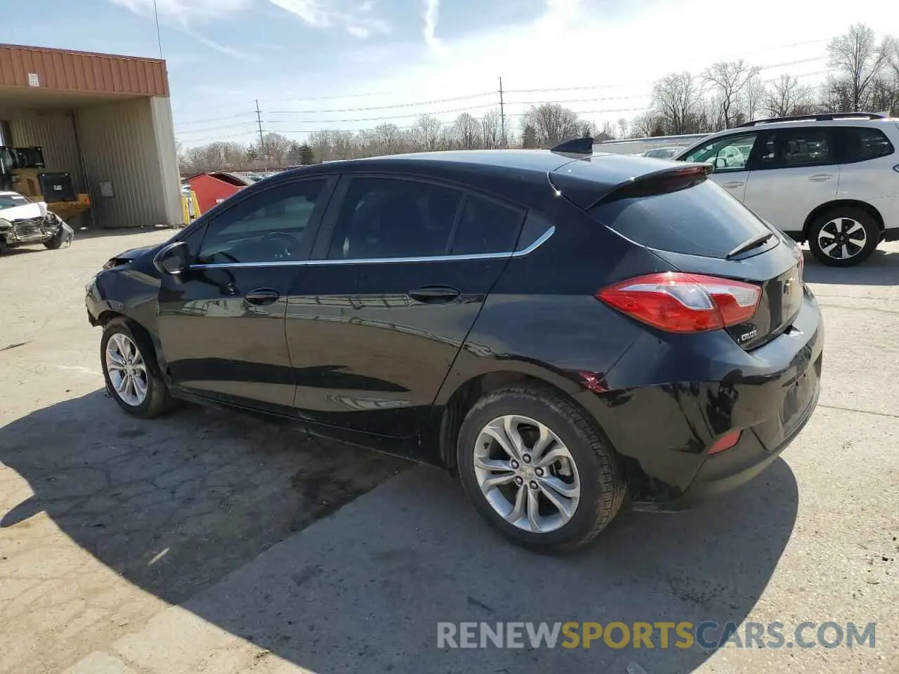 2 fotografías del automóvil dañado 3G1BE6SM2KS570311 CHEVROLET CRUZE 2019