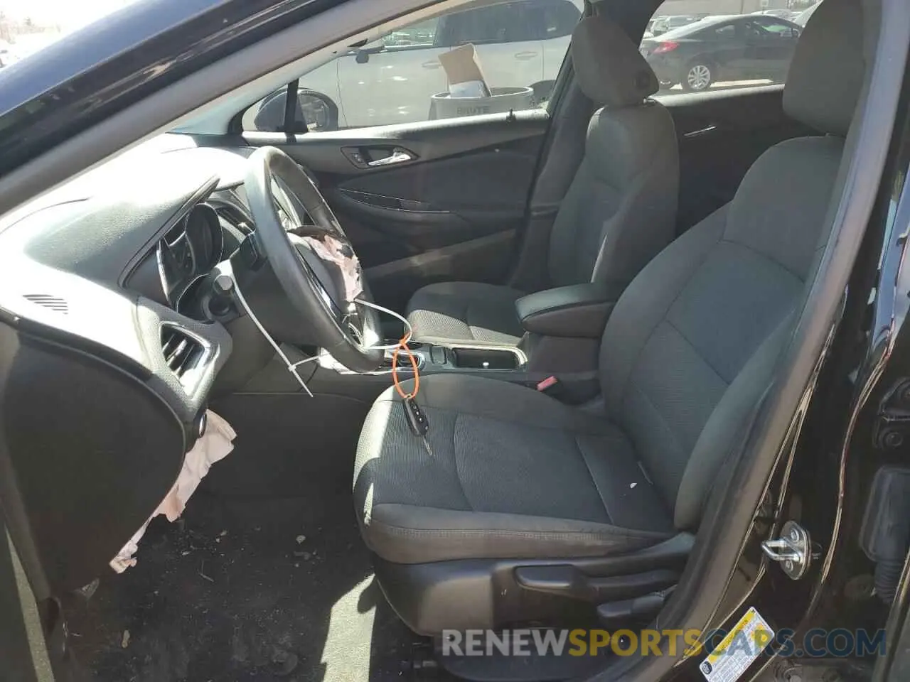 7 fotografías del automóvil dañado 3G1BE6SM2KS570311 CHEVROLET CRUZE 2019