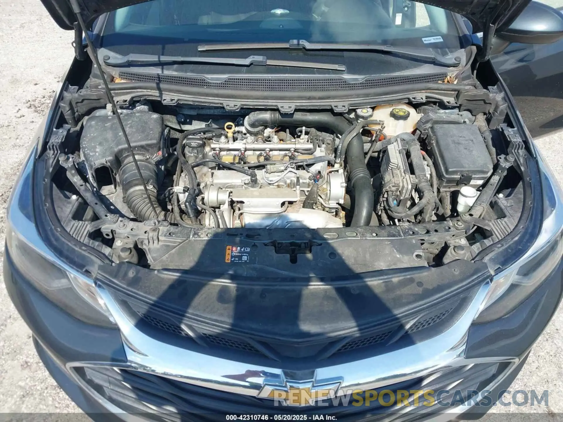 10 fotografías del automóvil dañado 3G1BE6SM4KS542770 CHEVROLET CRUZE 2019