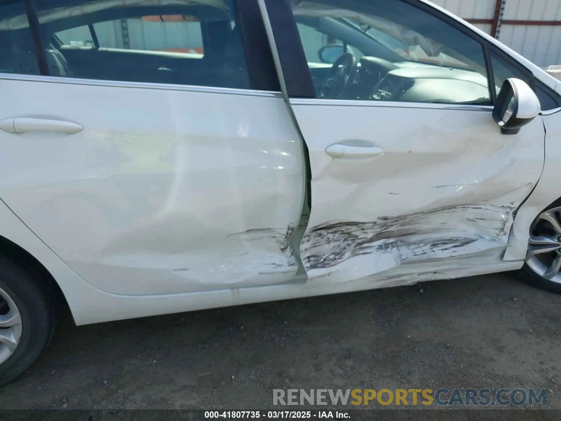 6 fotografías del automóvil dañado 3G1BE6SM7KS539118 CHEVROLET CRUZE 2019