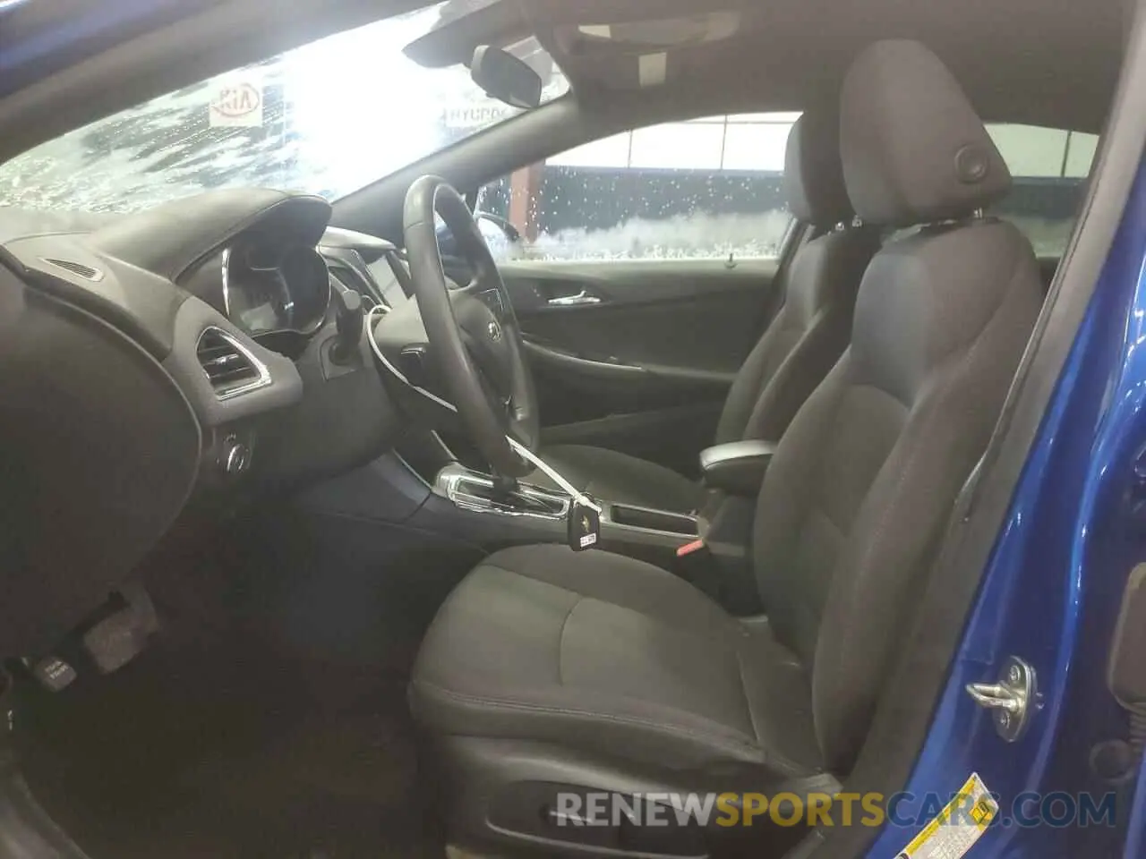 7 fotografías del automóvil dañado 3G1BE6SM7KS550328 CHEVROLET CRUZE 2019