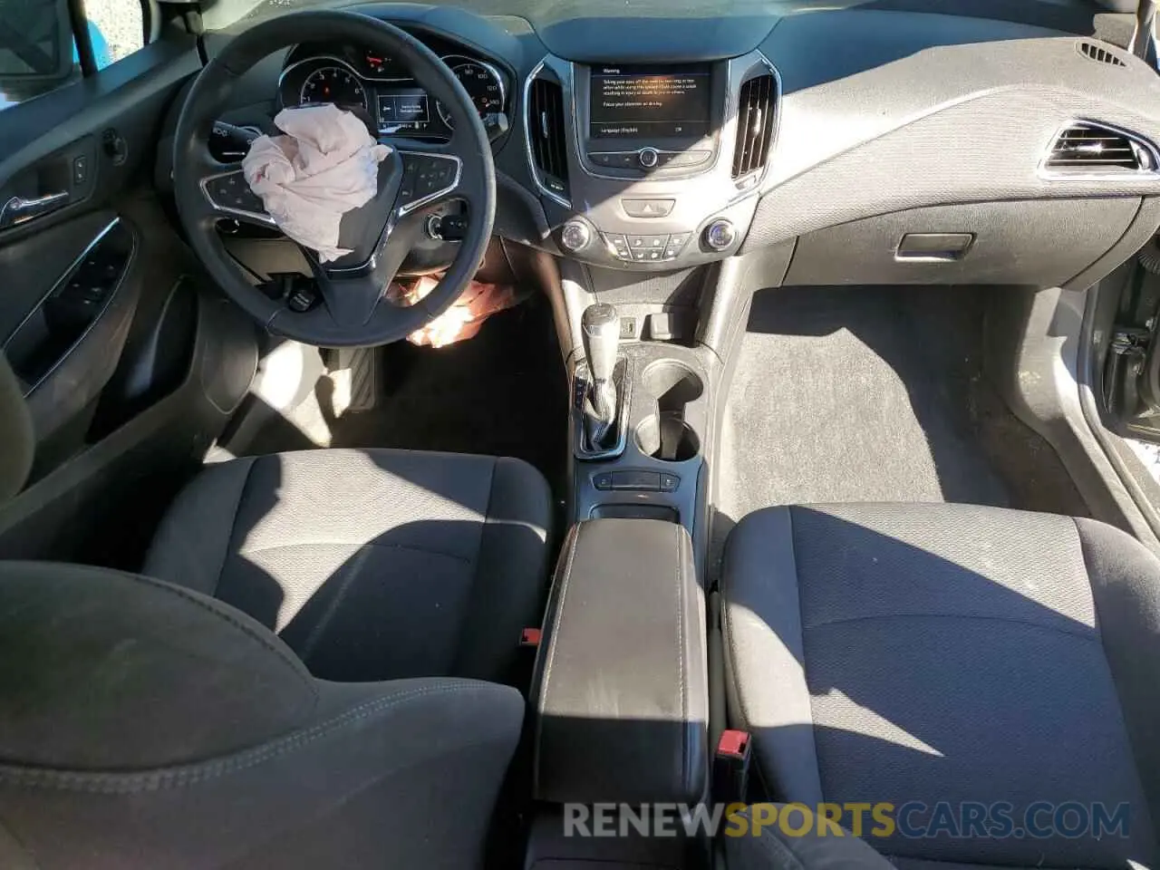 8 fotografías del automóvil dañado 3G1BE6SM9KS545650 CHEVROLET CRUZE 2019