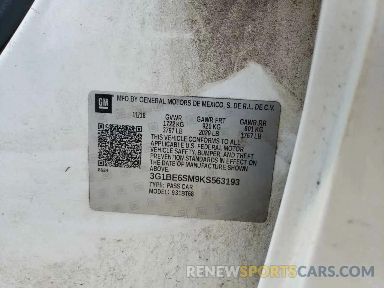 12 fotografías del automóvil dañado 3G1BE6SM9KS563193 CHEVROLET CRUZE 2019