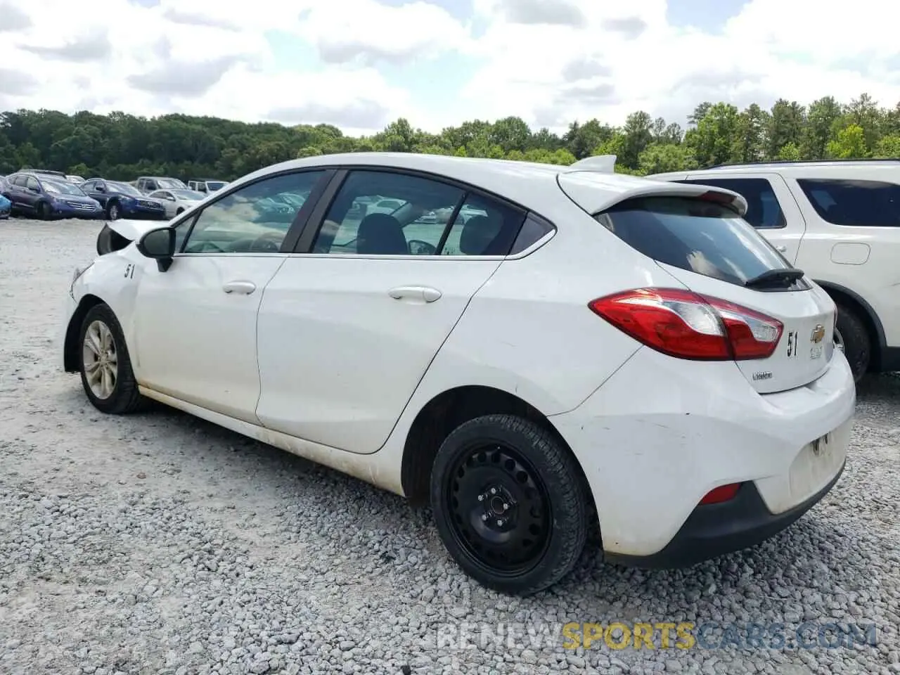 2 fotografías del automóvil dañado 3G1BE6SM9KS563193 CHEVROLET CRUZE 2019