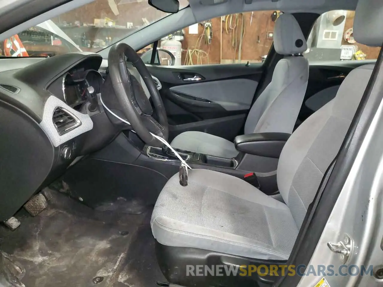 7 fotografías del automóvil dañado 3G1BE6SMXKS540988 CHEVROLET CRUZE 2019