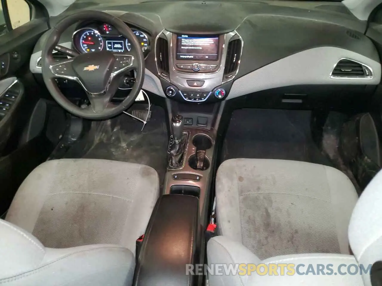 8 fotografías del automóvil dañado 3G1BE6SMXKS540988 CHEVROLET CRUZE 2019