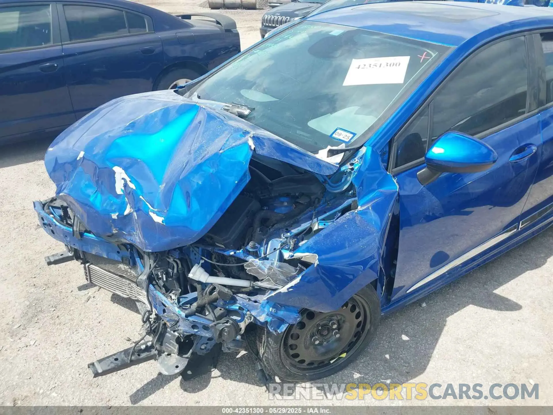 6 fotografías del automóvil dañado 3G1BF6SMXKS570523 CHEVROLET CRUZE 2019