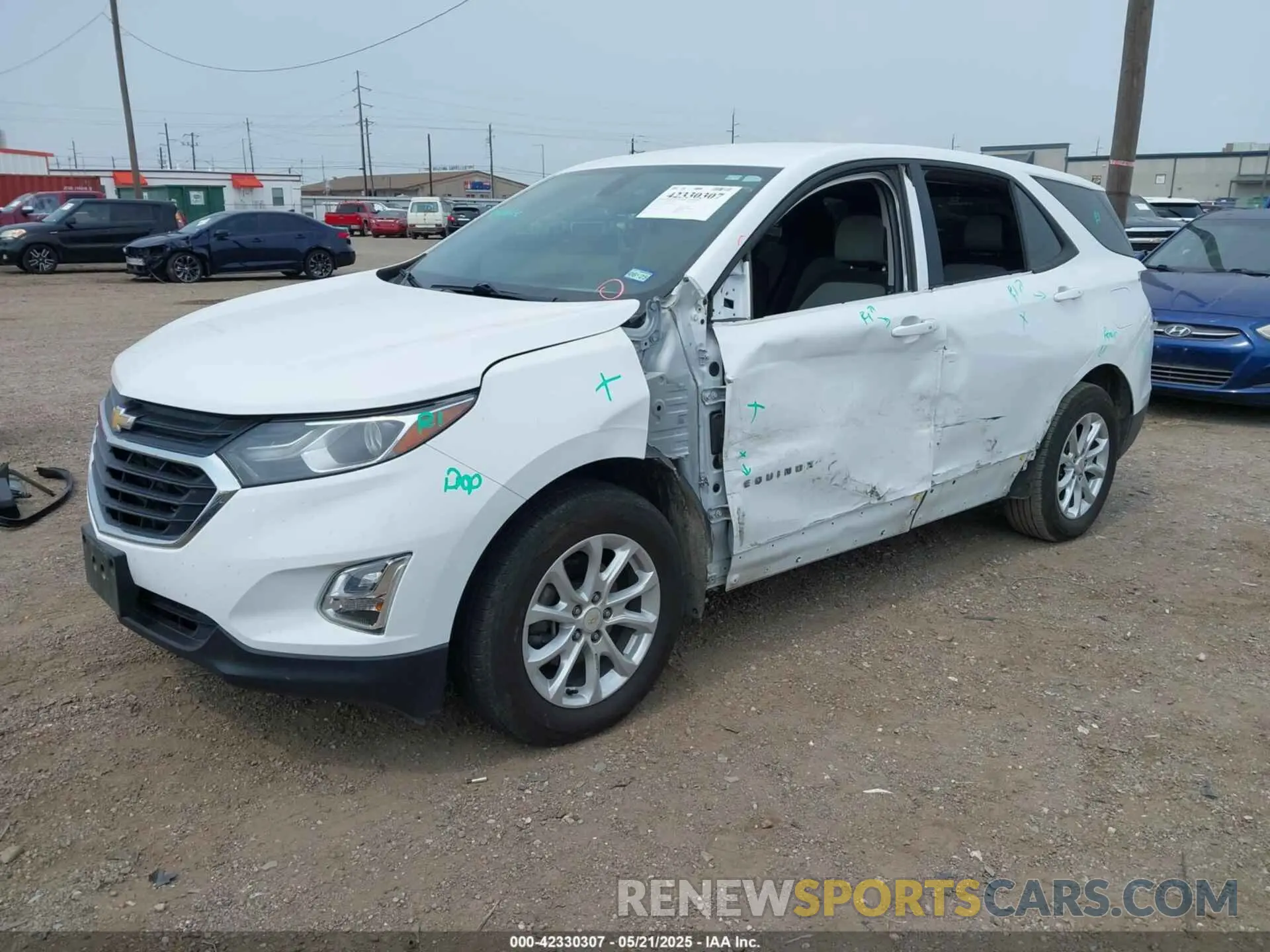 2 fotografías del automóvil dañado 2GNAXHEV0K6118103 CHEVROLET EQUINOX 2019