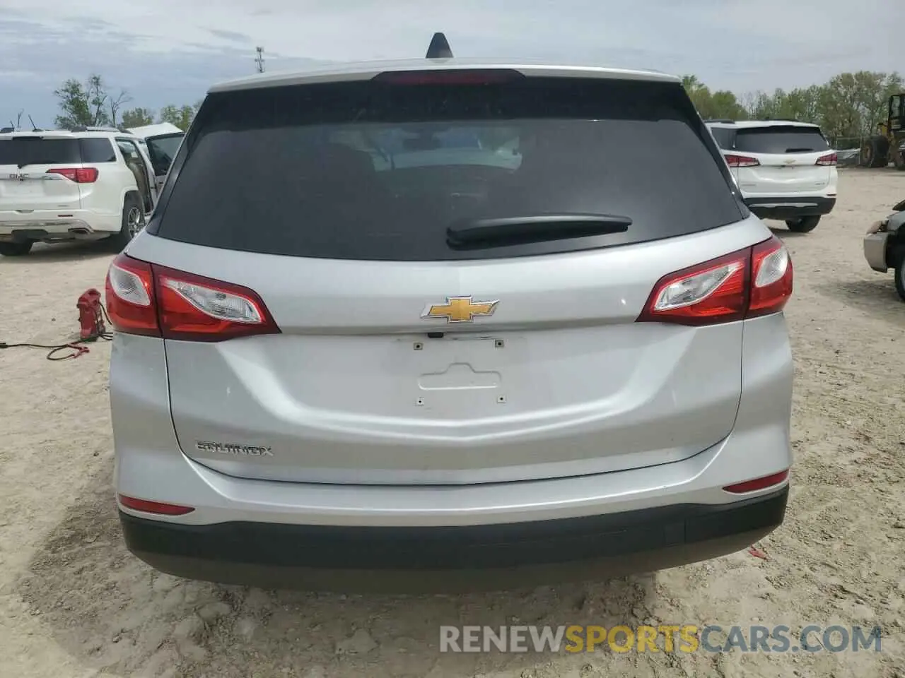 6 fotografías del automóvil dañado 2GNAXHEV0K6136374 CHEVROLET EQUINOX 2019