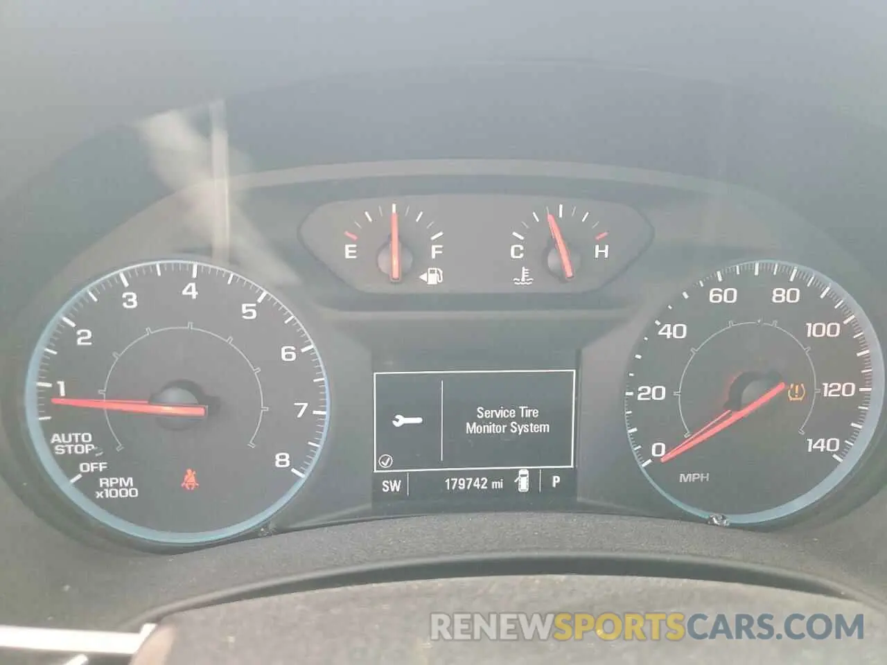 9 fotografías del automóvil dañado 2GNAXHEV0K6228598 CHEVROLET EQUINOX 2019