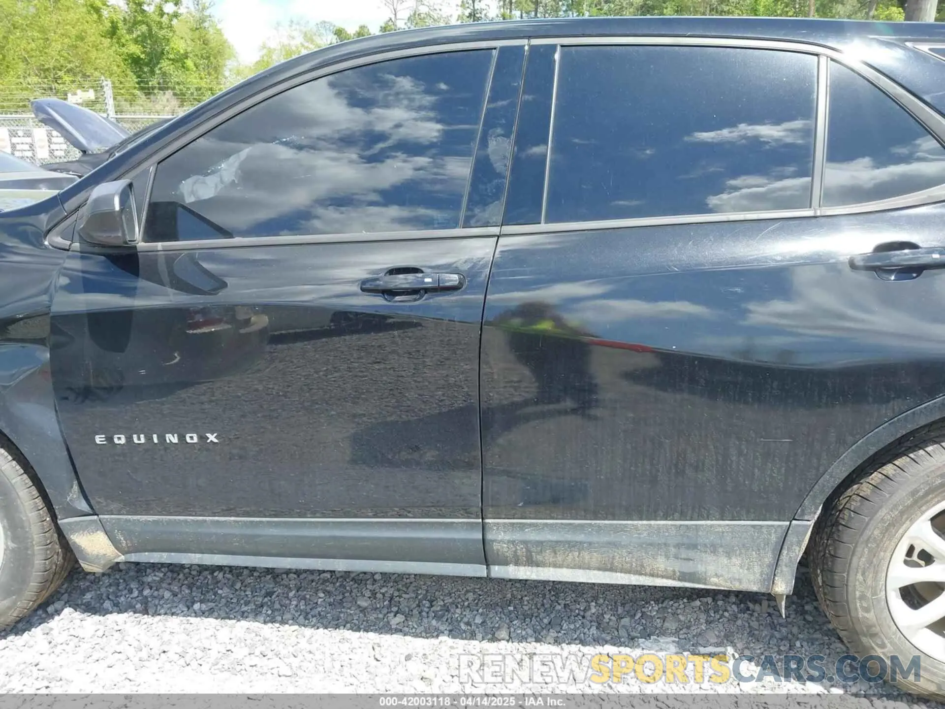 14 fotografías del automóvil dañado 2GNAXHEV0K6291166 CHEVROLET EQUINOX 2019