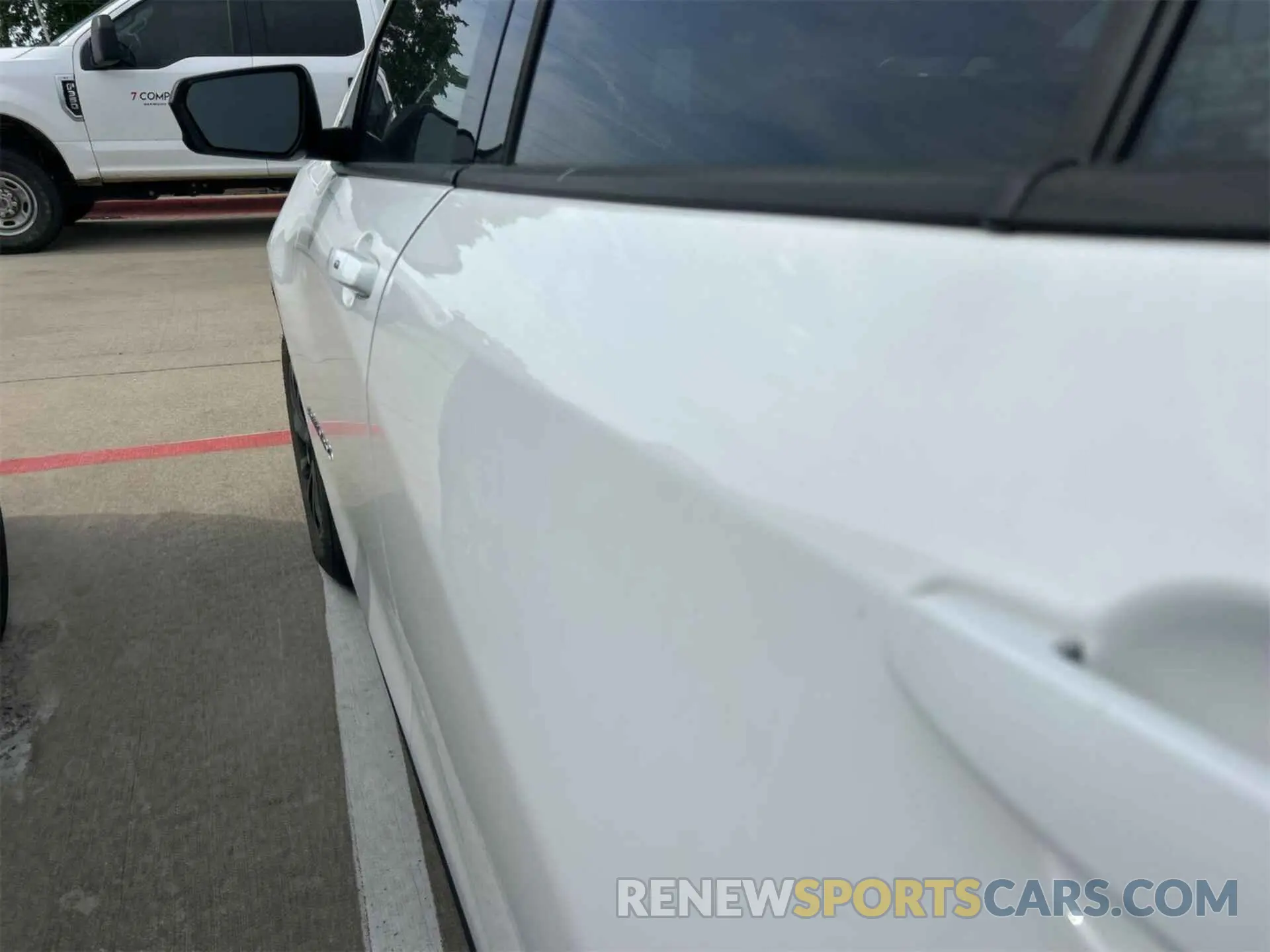 5 fotografías del automóvil dañado 2GNAXHEV1K6264770 CHEVROLET EQUINOX 2019