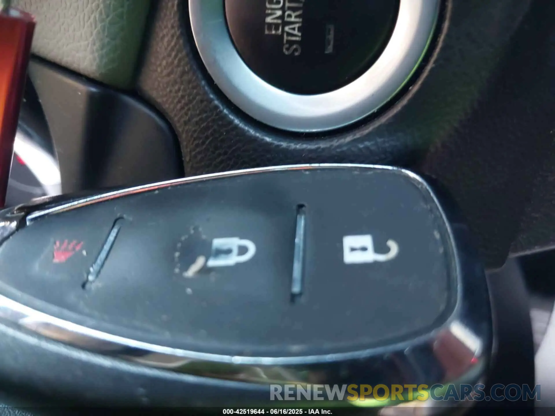 11 fotografías del automóvil dañado 2GNAXHEV3K6118743 CHEVROLET EQUINOX 2019