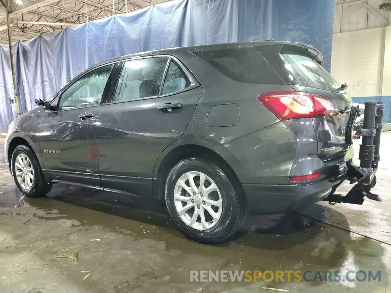 2 fotografías del automóvil dañado 2GNAXHEV3K6203596 CHEVROLET EQUINOX 2019