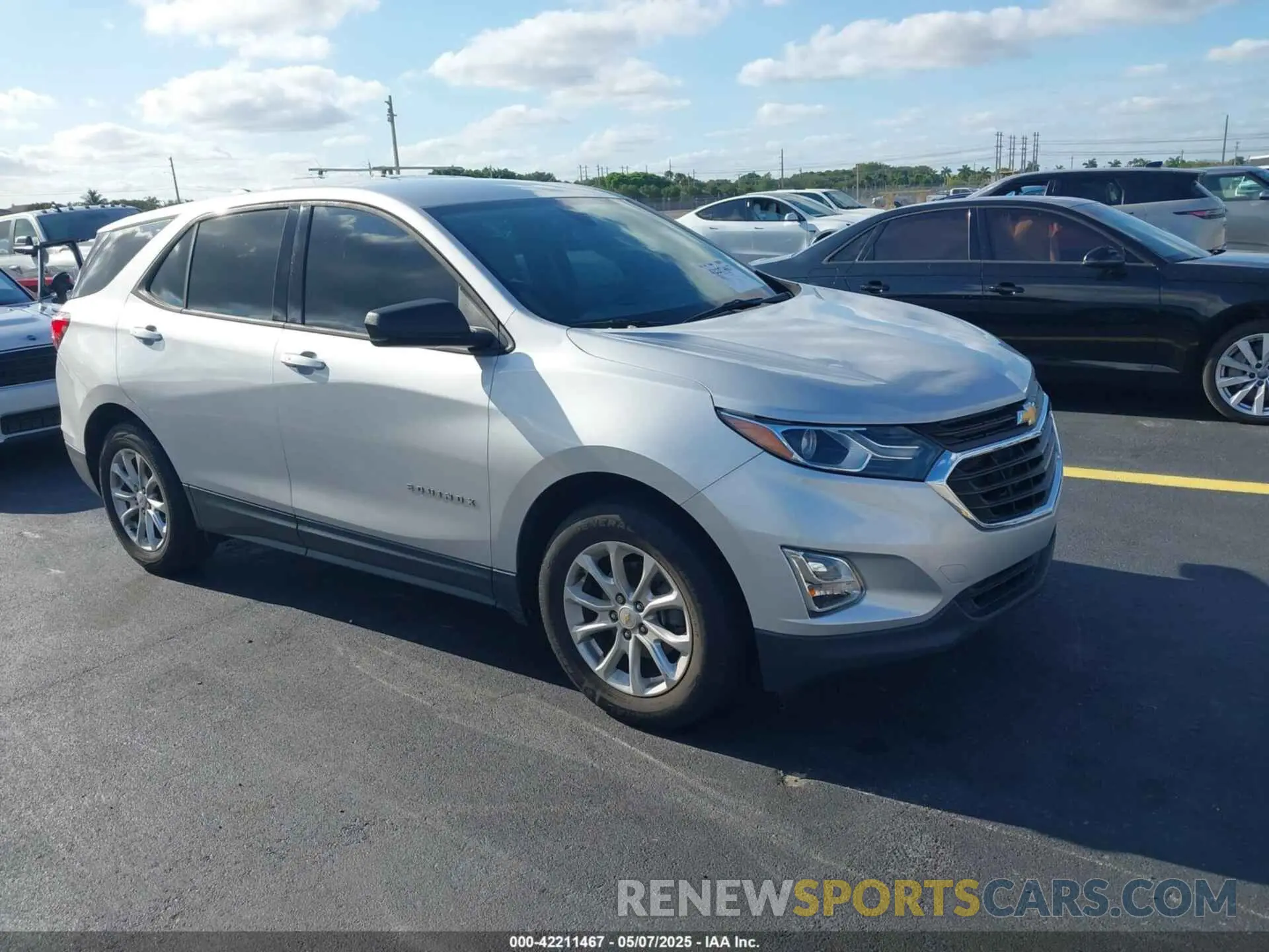 1 fotografías del automóvil dañado 2GNAXHEV3K6230992 CHEVROLET EQUINOX 2019
