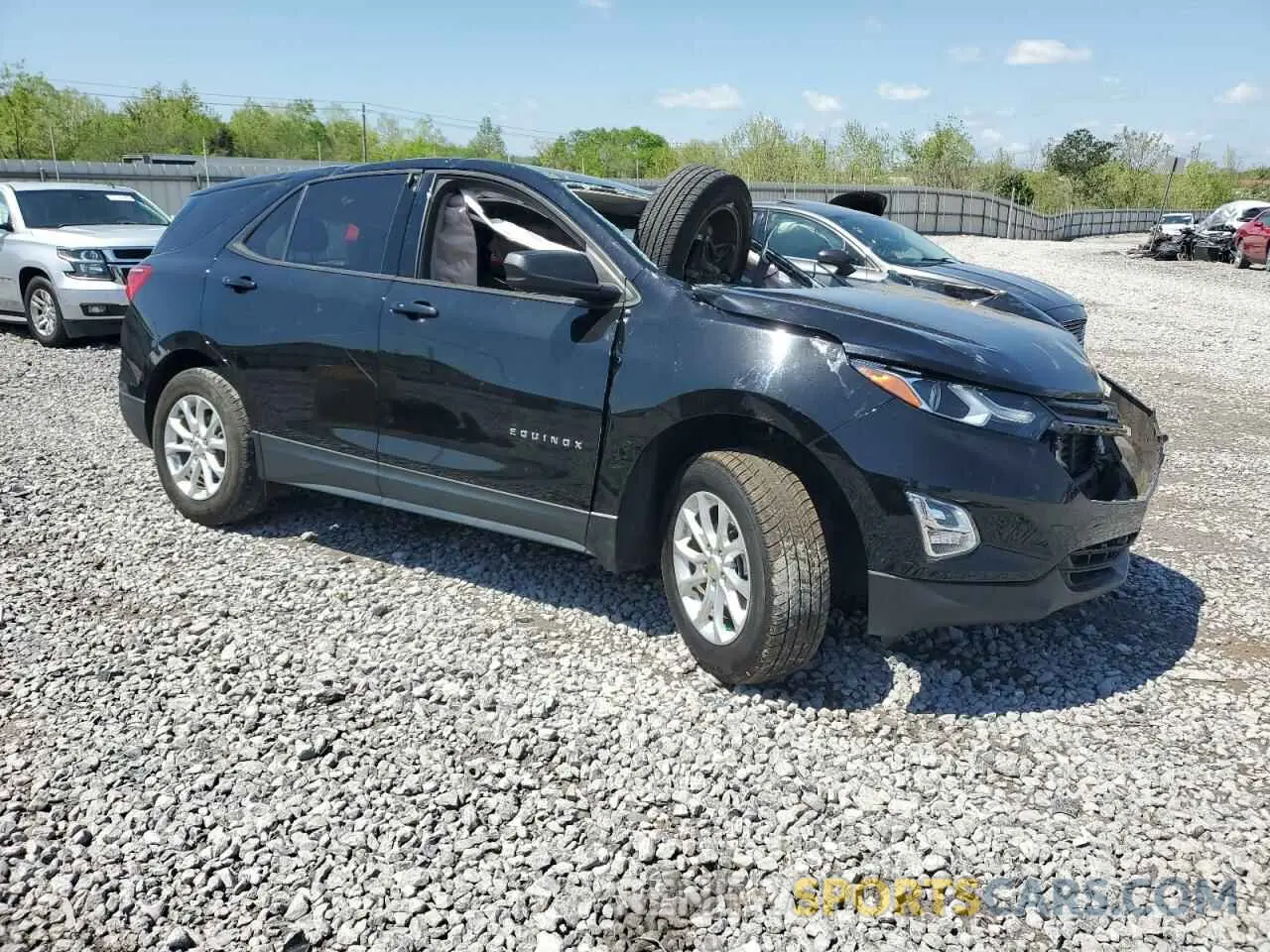 4 fotografías del automóvil dañado 2GNAXHEV3K6251115 CHEVROLET EQUINOX 2019