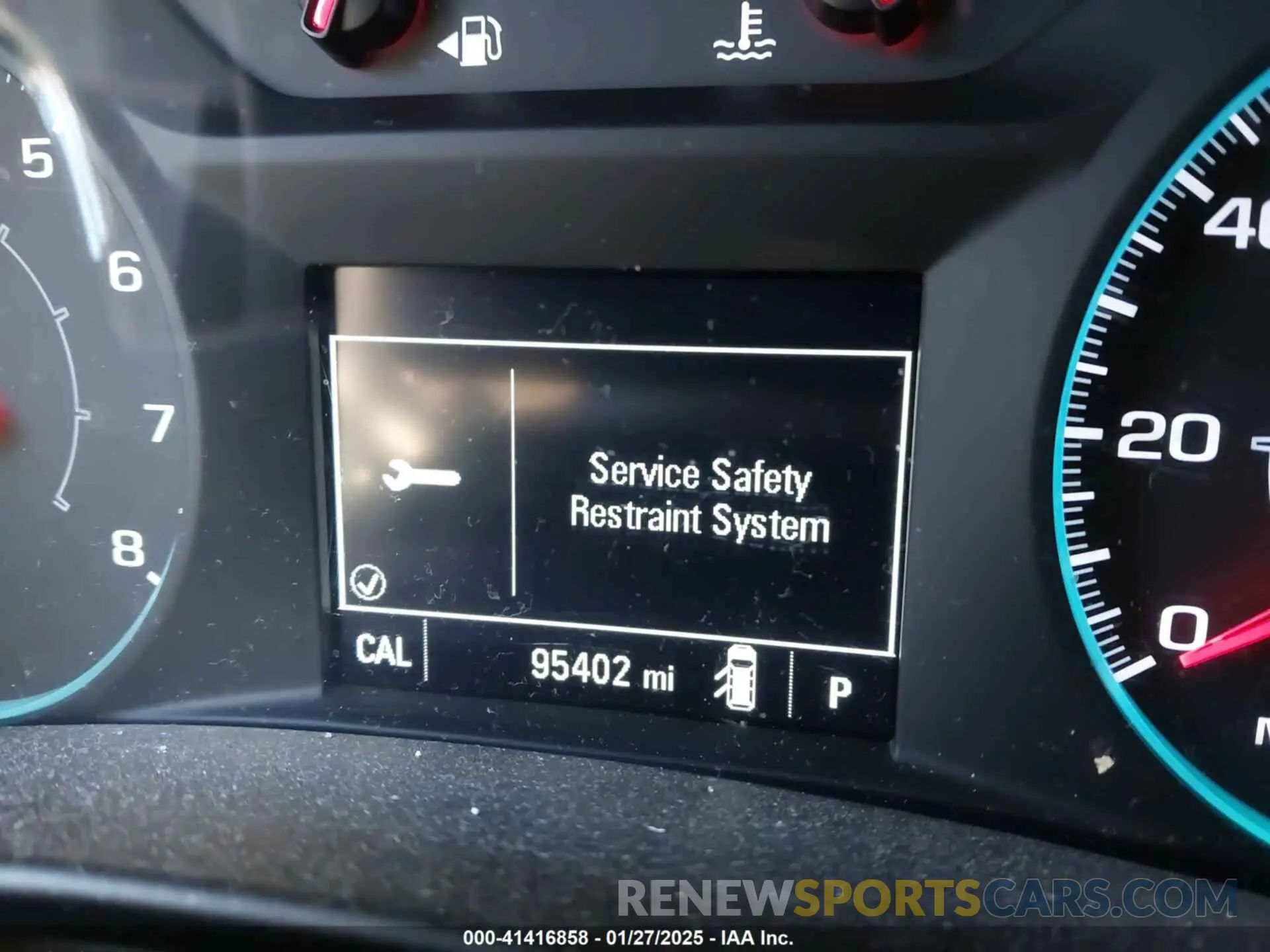 15 fotografías del automóvil dañado 2GNAXHEV3K6252166 CHEVROLET EQUINOX 2019