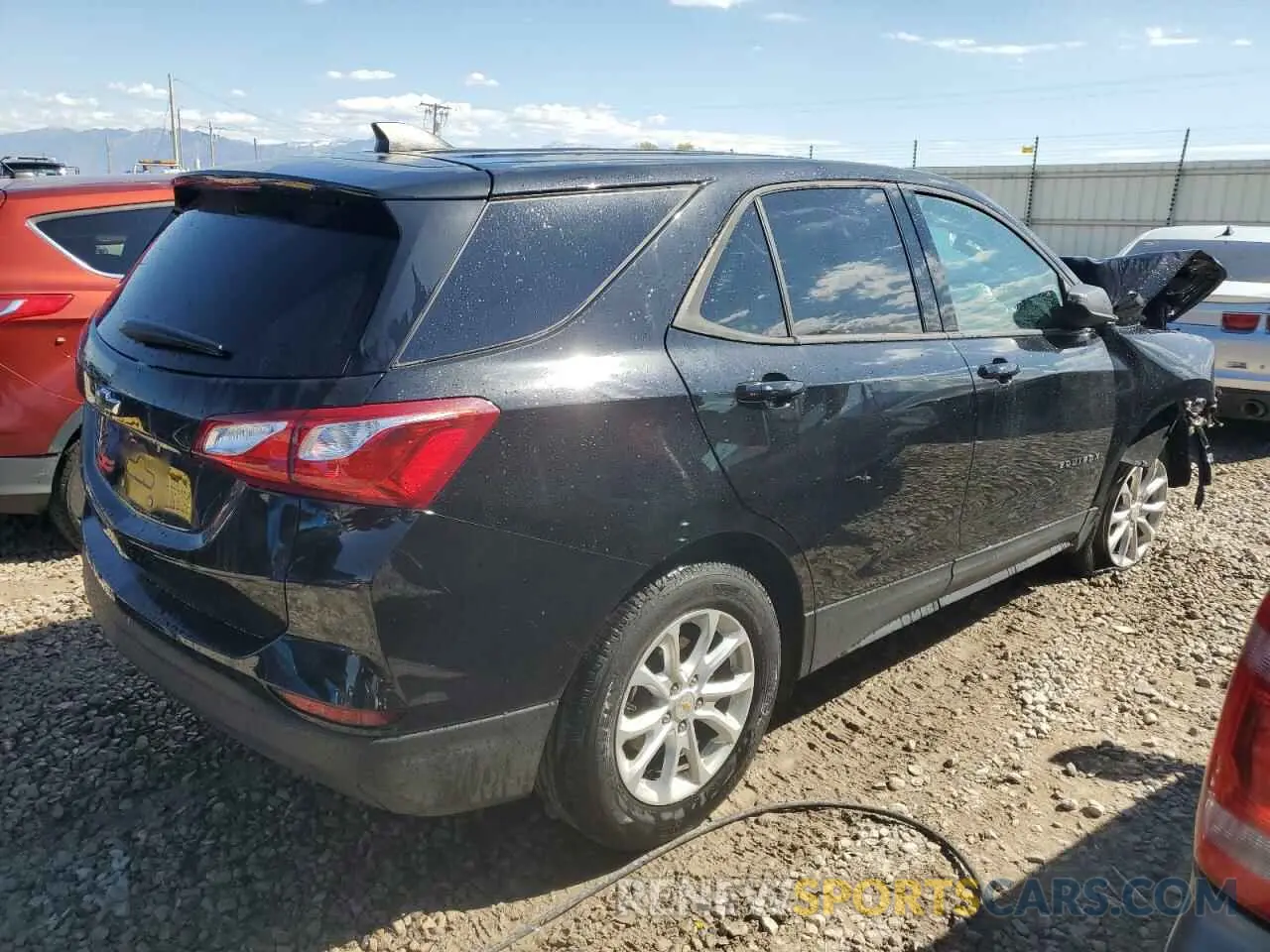 3 fotografías del automóvil dañado 2GNAXHEV3K6267265 CHEVROLET EQUINOX 2019