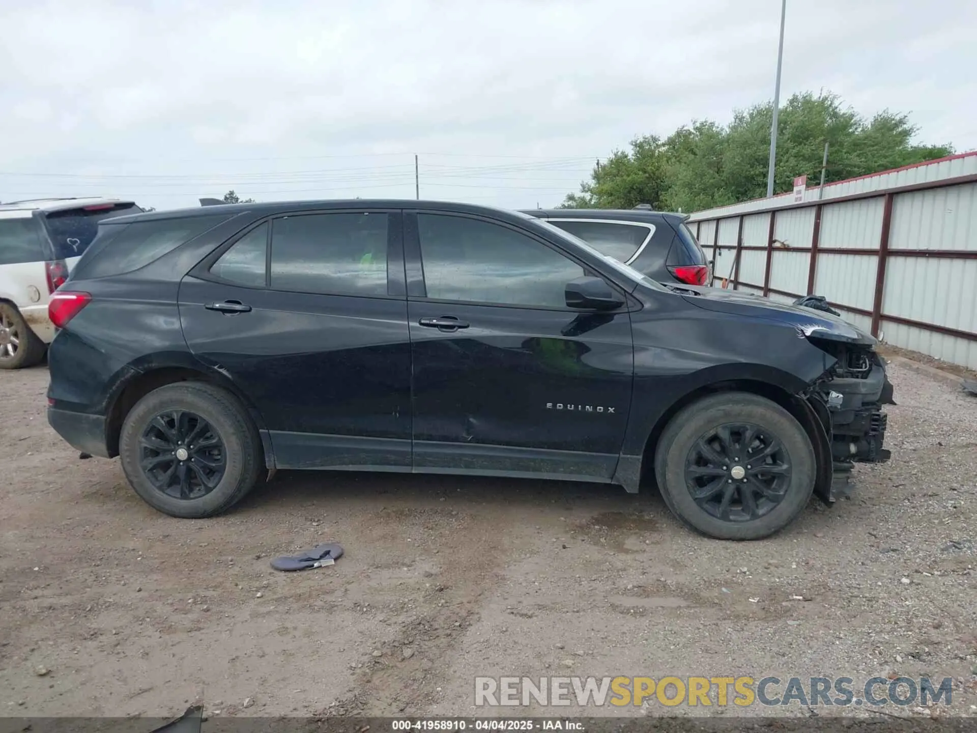 14 fotografías del automóvil dañado 2GNAXHEV3K6294711 CHEVROLET EQUINOX 2019