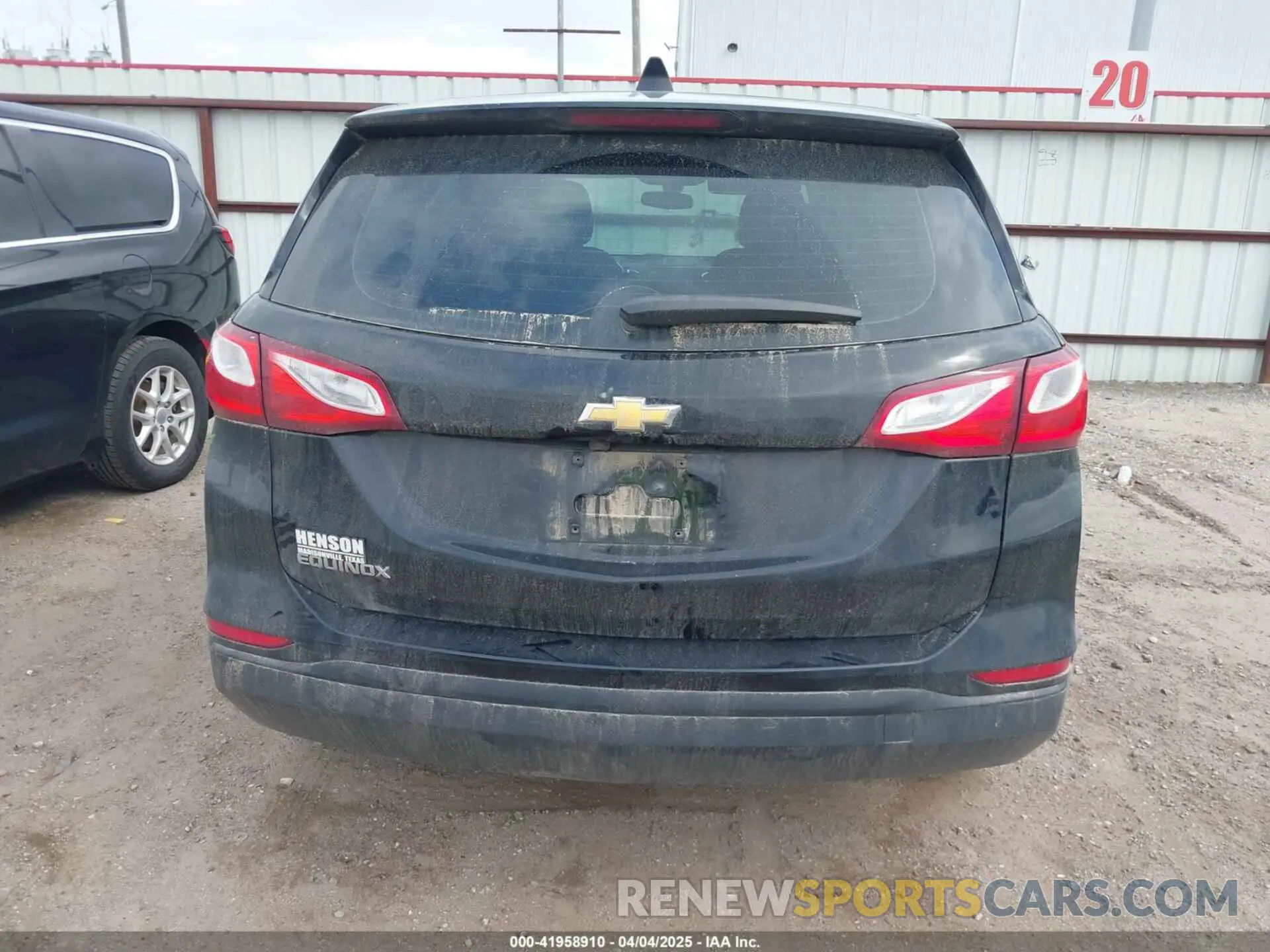 17 fotografías del automóvil dañado 2GNAXHEV3K6294711 CHEVROLET EQUINOX 2019