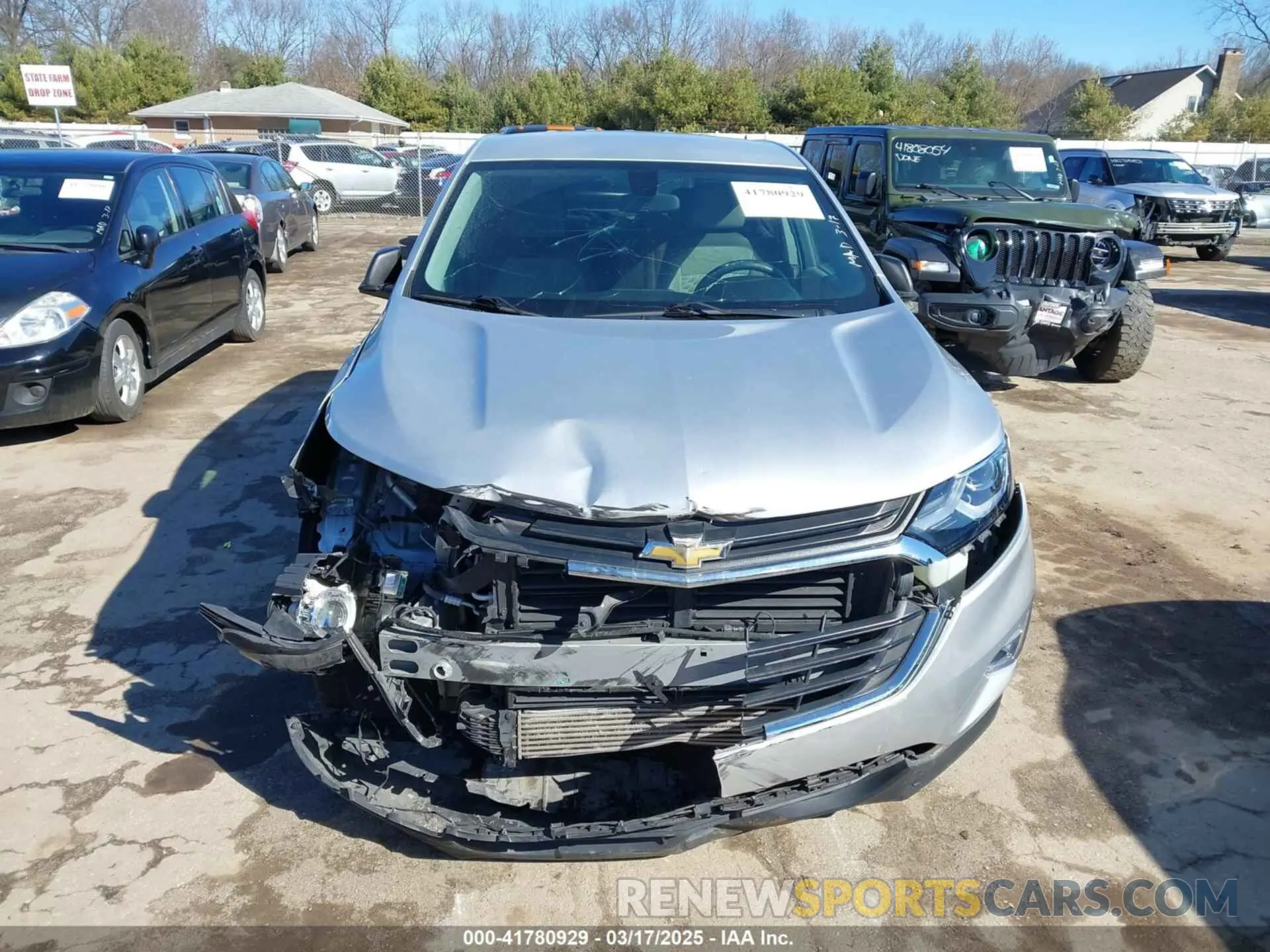 13 fotografías del automóvil dañado 2GNAXHEV4K6155073 CHEVROLET EQUINOX 2019