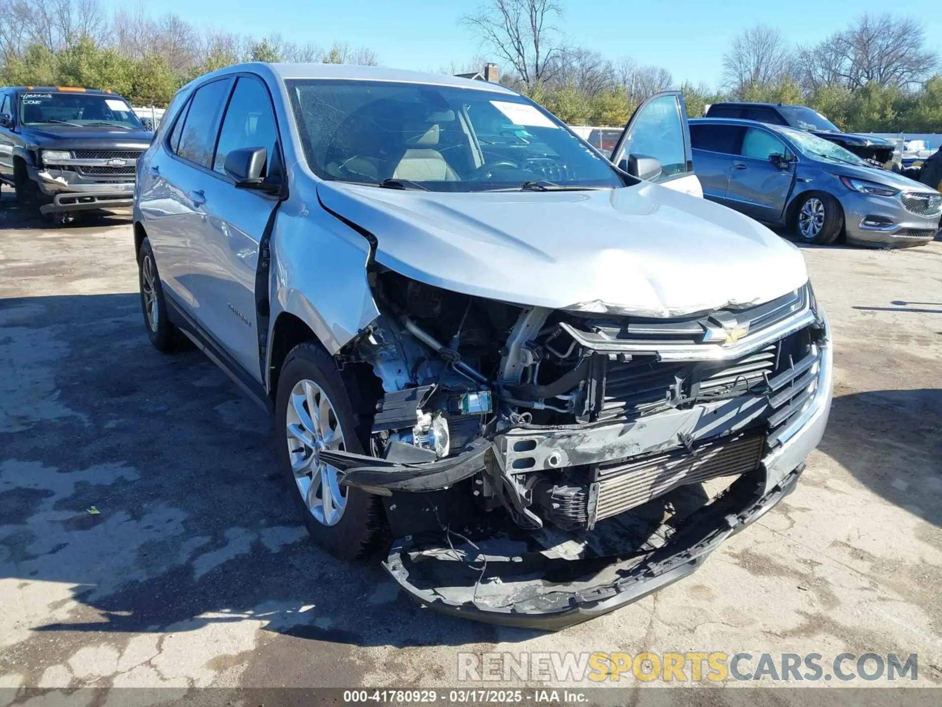 6 fotografías del automóvil dañado 2GNAXHEV4K6155073 CHEVROLET EQUINOX 2019