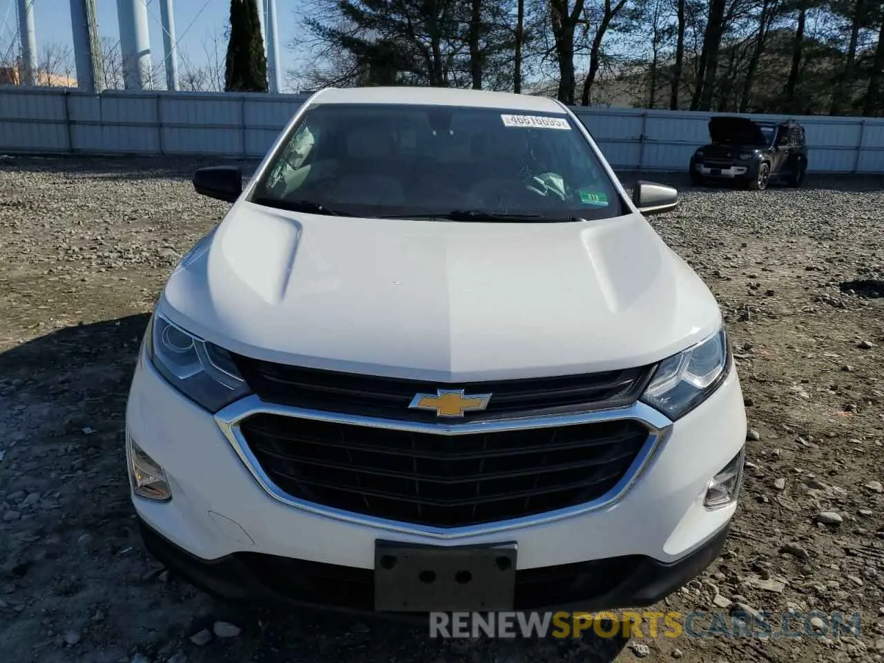 5 fotografías del automóvil dañado 2GNAXHEV6K6152806 CHEVROLET EQUINOX 2019