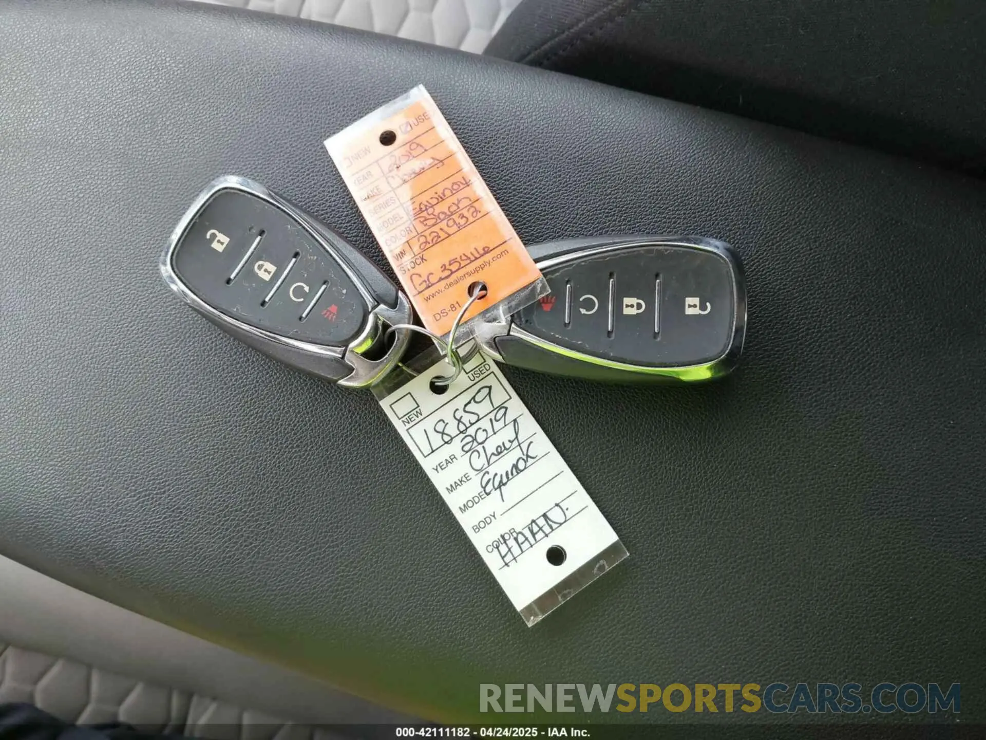 11 fotografías del automóvil dañado 2GNAXHEV6K6221932 CHEVROLET EQUINOX 2019