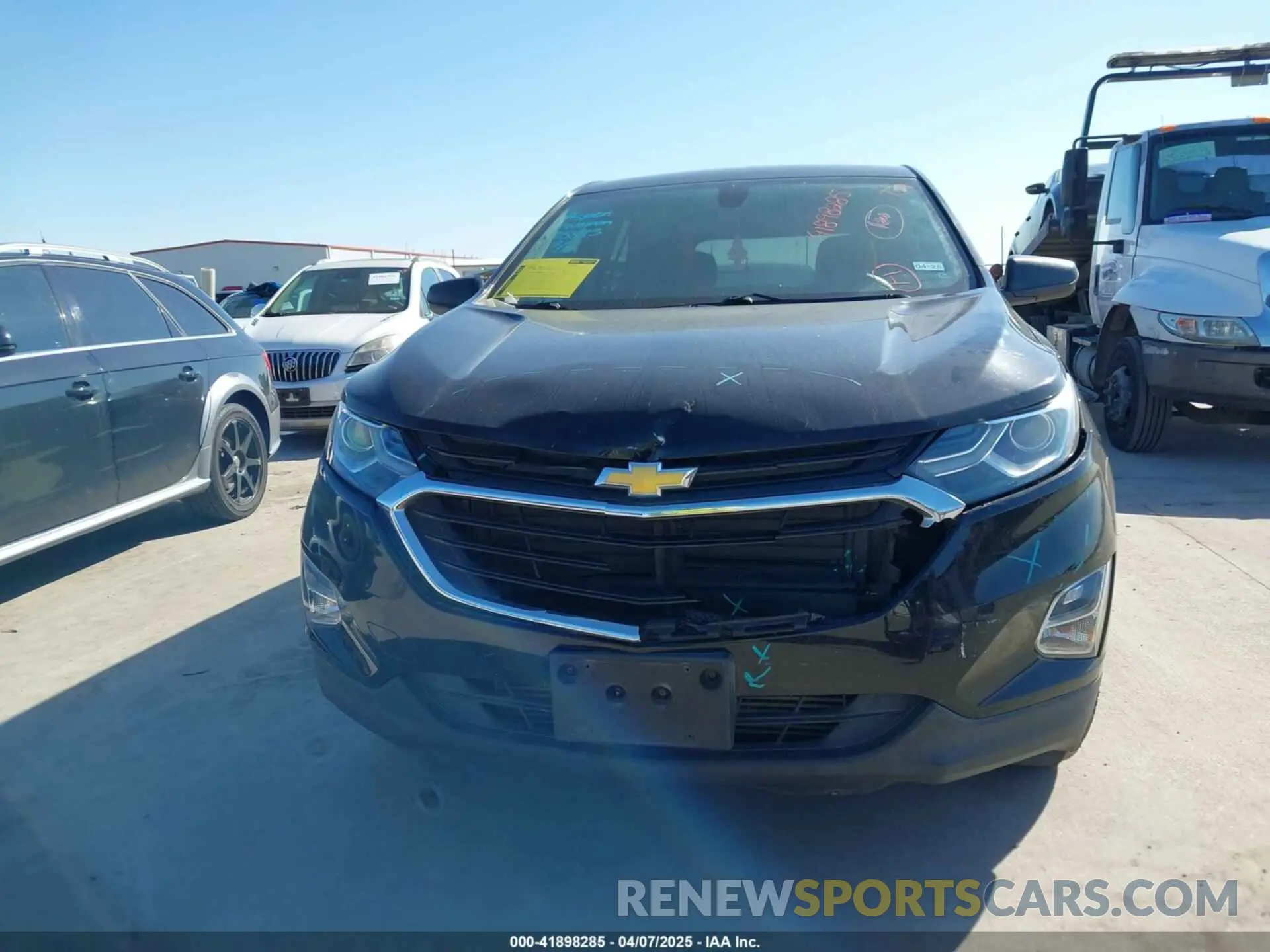12 fotografías del automóvil dañado 2GNAXHEV7K6244104 CHEVROLET EQUINOX 2019
