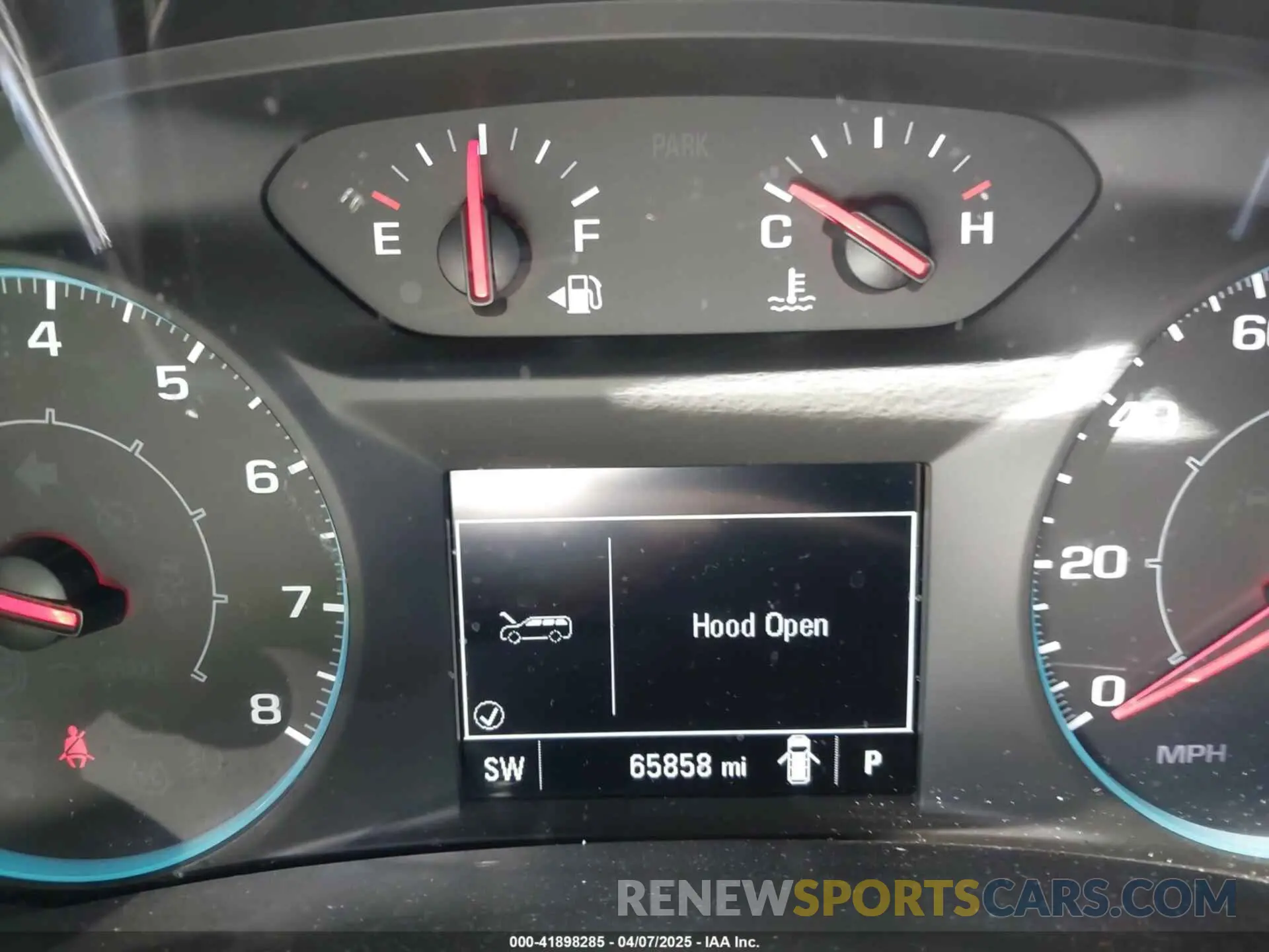 15 fotografías del automóvil dañado 2GNAXHEV7K6244104 CHEVROLET EQUINOX 2019