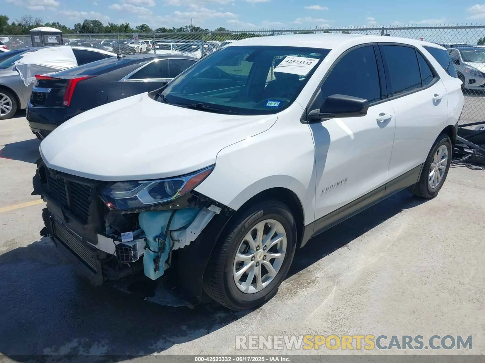 2 fotografías del automóvil dañado 2GNAXHEV7K6264577 CHEVROLET EQUINOX 2019