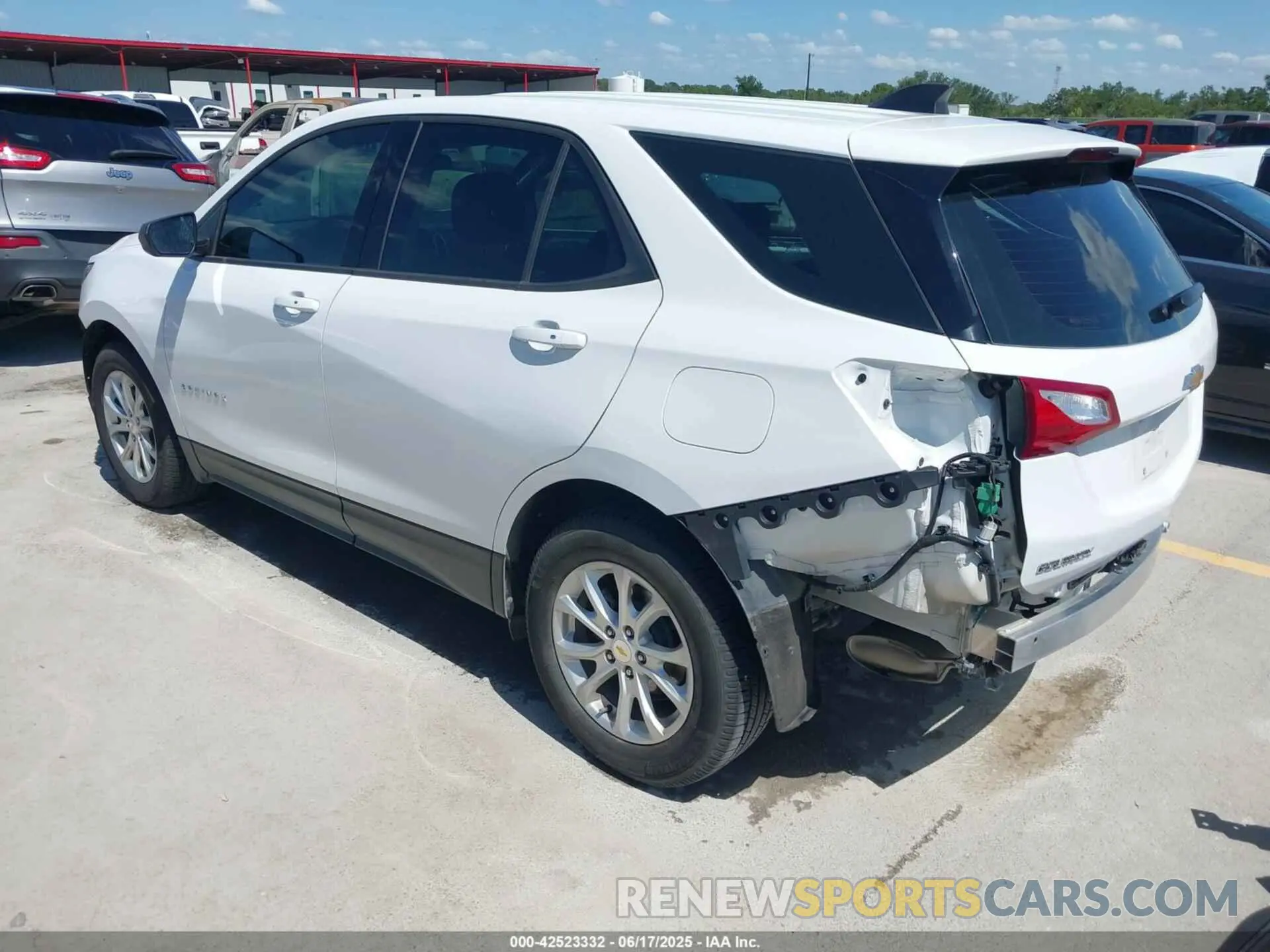 3 fotografías del automóvil dañado 2GNAXHEV7K6264577 CHEVROLET EQUINOX 2019