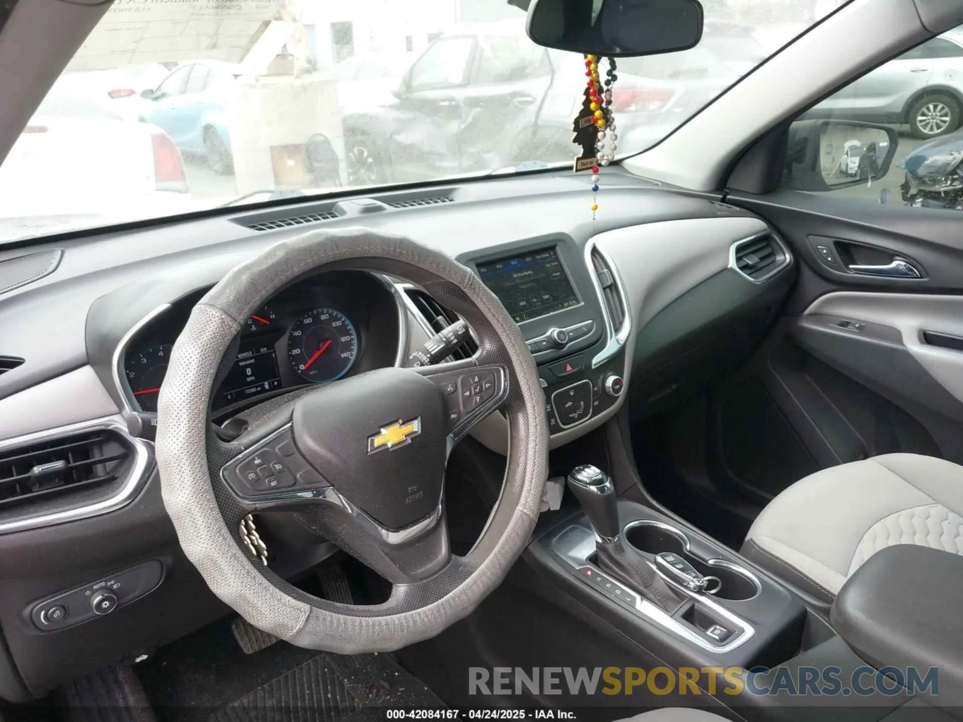 20 fotografías del automóvil dañado 2GNAXHEV8K6108399 CHEVROLET EQUINOX 2019