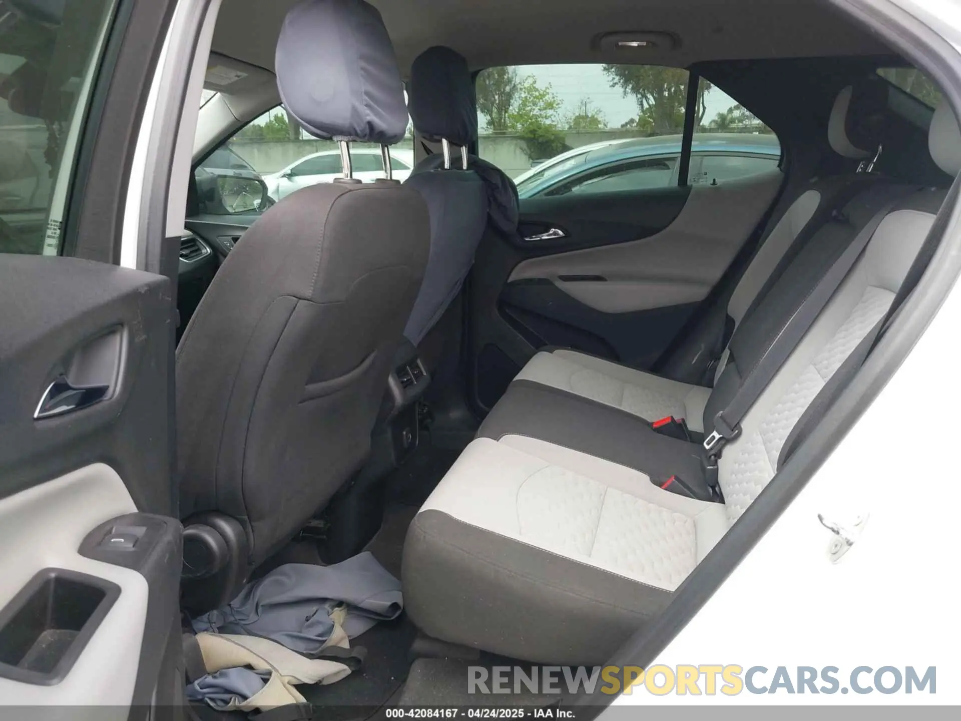 21 fotografías del automóvil dañado 2GNAXHEV8K6108399 CHEVROLET EQUINOX 2019