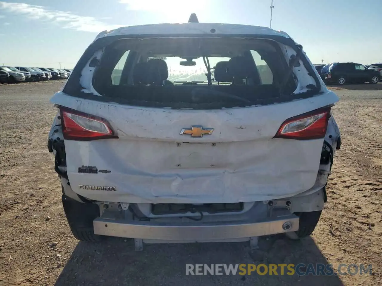6 fotografías del automóvil dañado 2GNAXHEV8K6227957 CHEVROLET EQUINOX 2019
