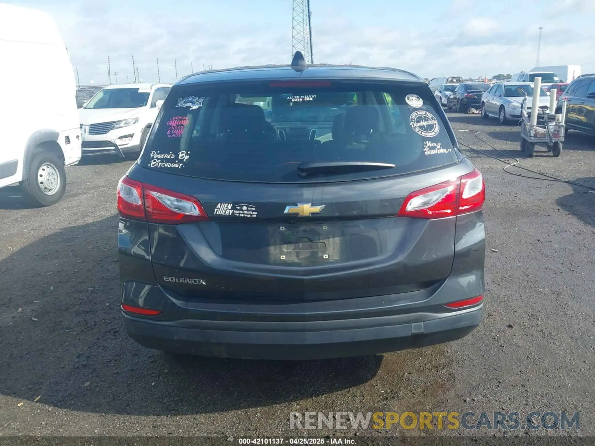 16 fotografías del automóvil dañado 2GNAXHEV9K6146286 CHEVROLET EQUINOX 2019