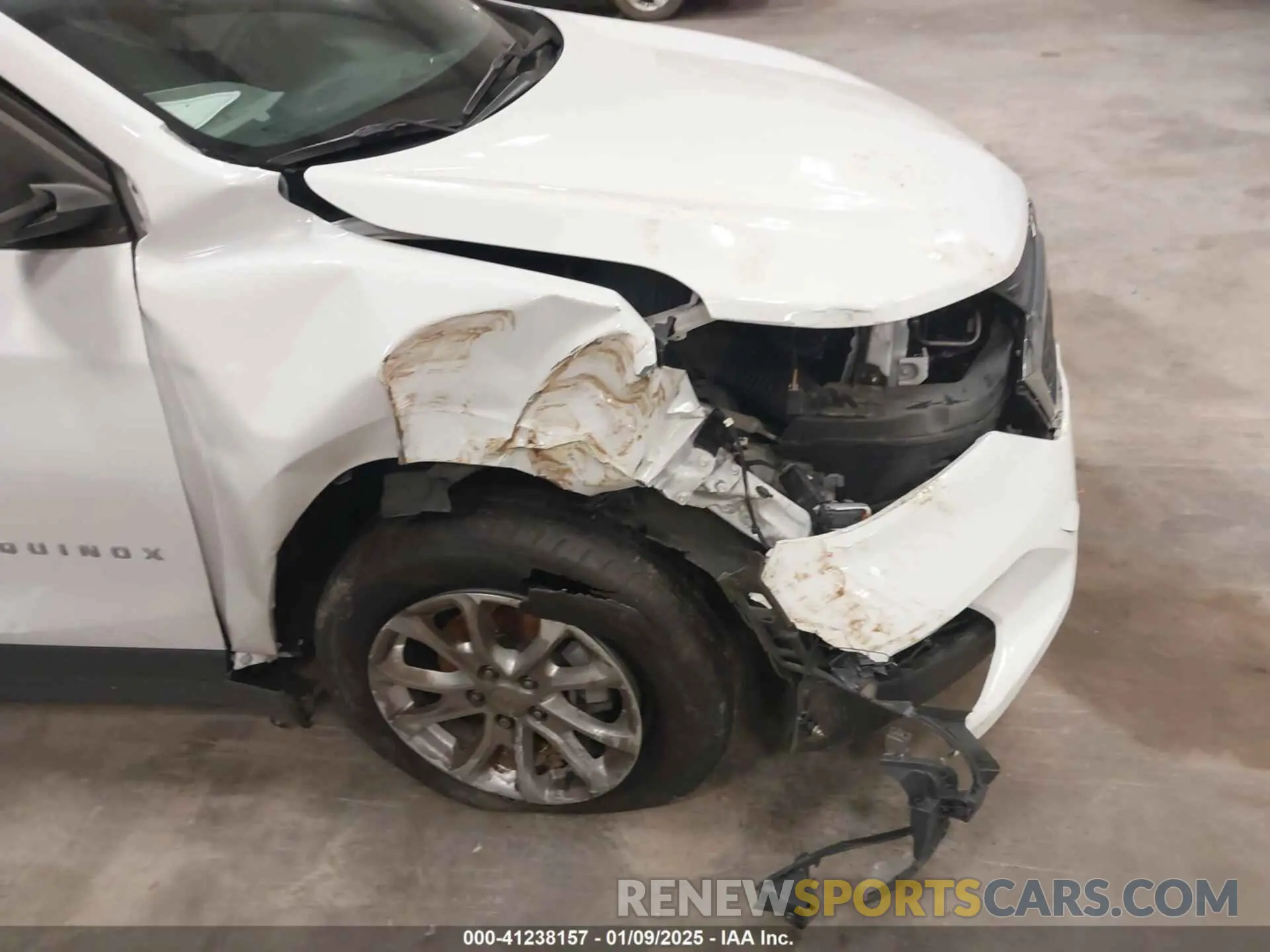 17 fotografías del automóvil dañado 2GNAXHEV9K6196119 CHEVROLET EQUINOX 2019
