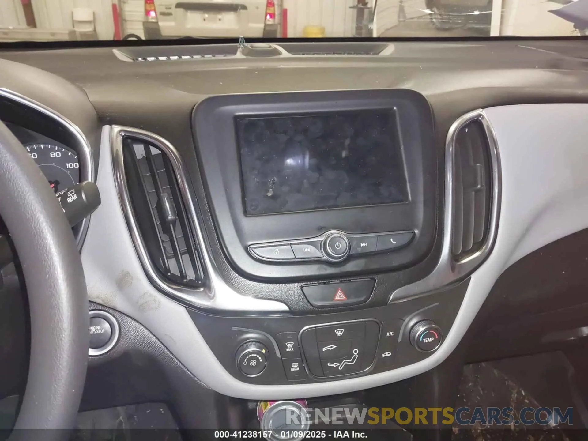 20 fotografías del automóvil dañado 2GNAXHEV9K6196119 CHEVROLET EQUINOX 2019