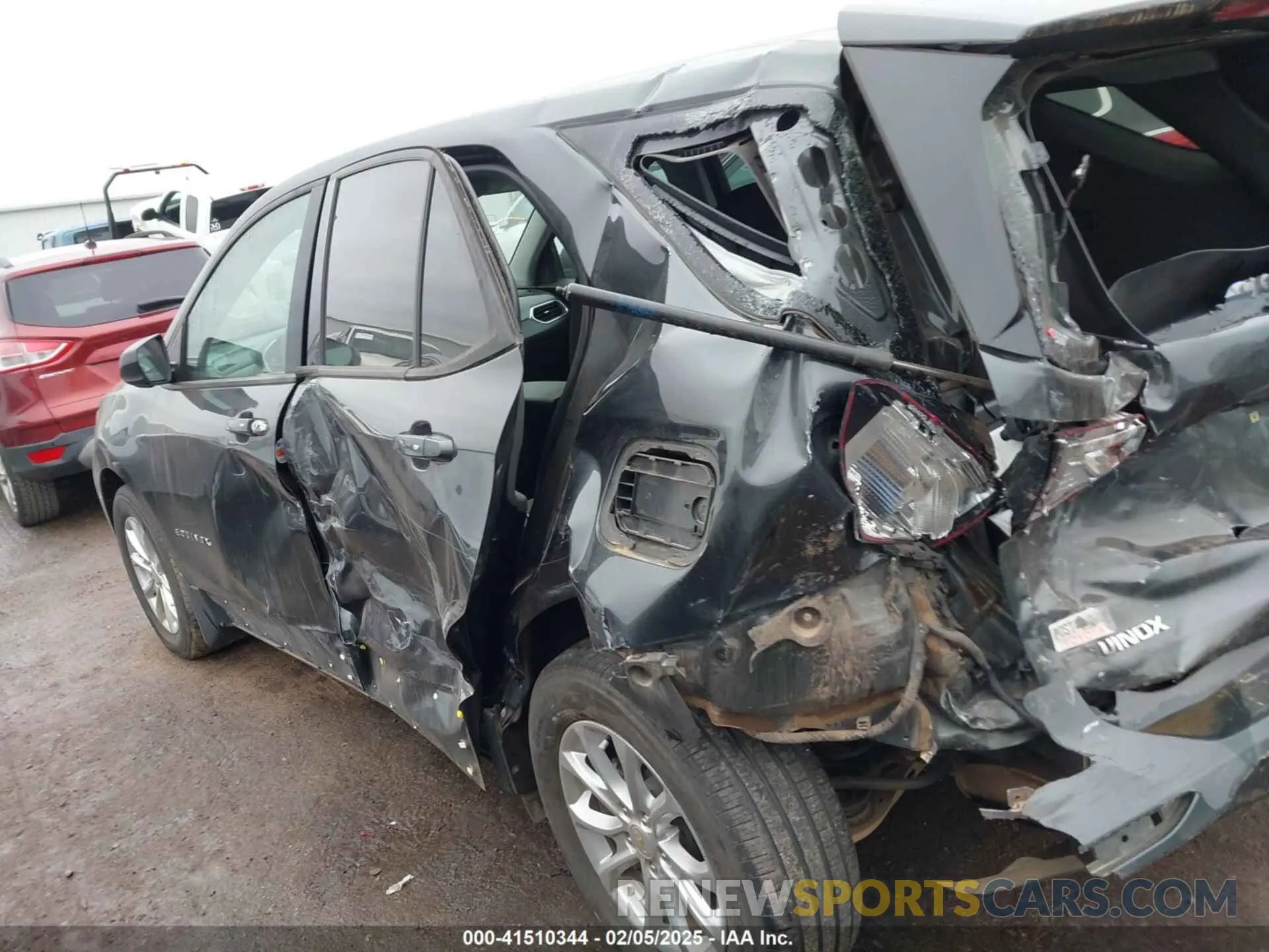 15 fotografías del automóvil dañado 2GNAXHEV9K6285429 CHEVROLET EQUINOX 2019