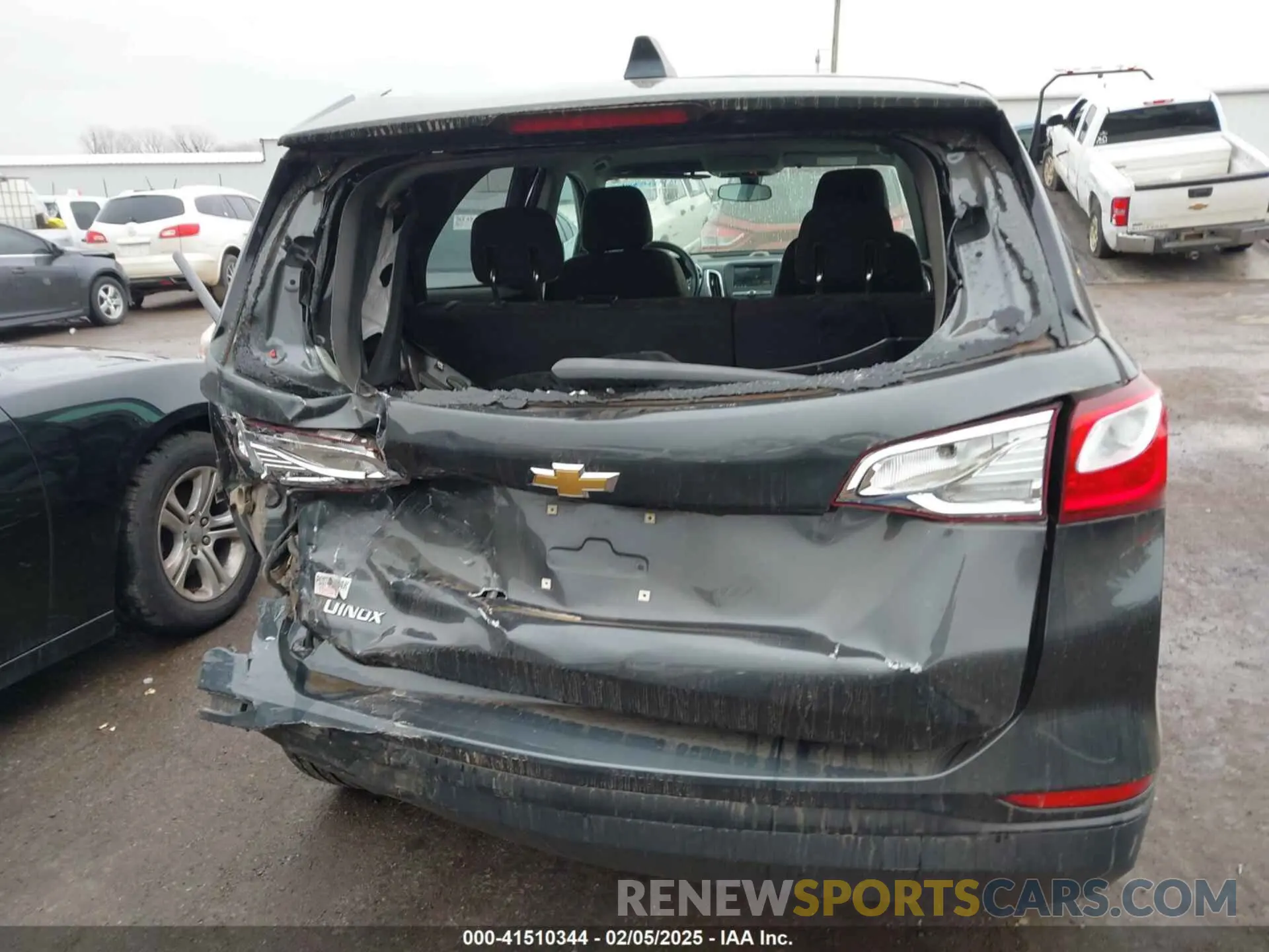 17 fotografías del automóvil dañado 2GNAXHEV9K6285429 CHEVROLET EQUINOX 2019