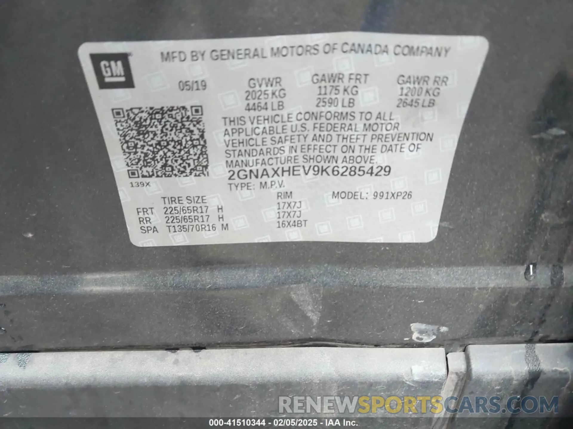9 fotografías del automóvil dañado 2GNAXHEV9K6285429 CHEVROLET EQUINOX 2019