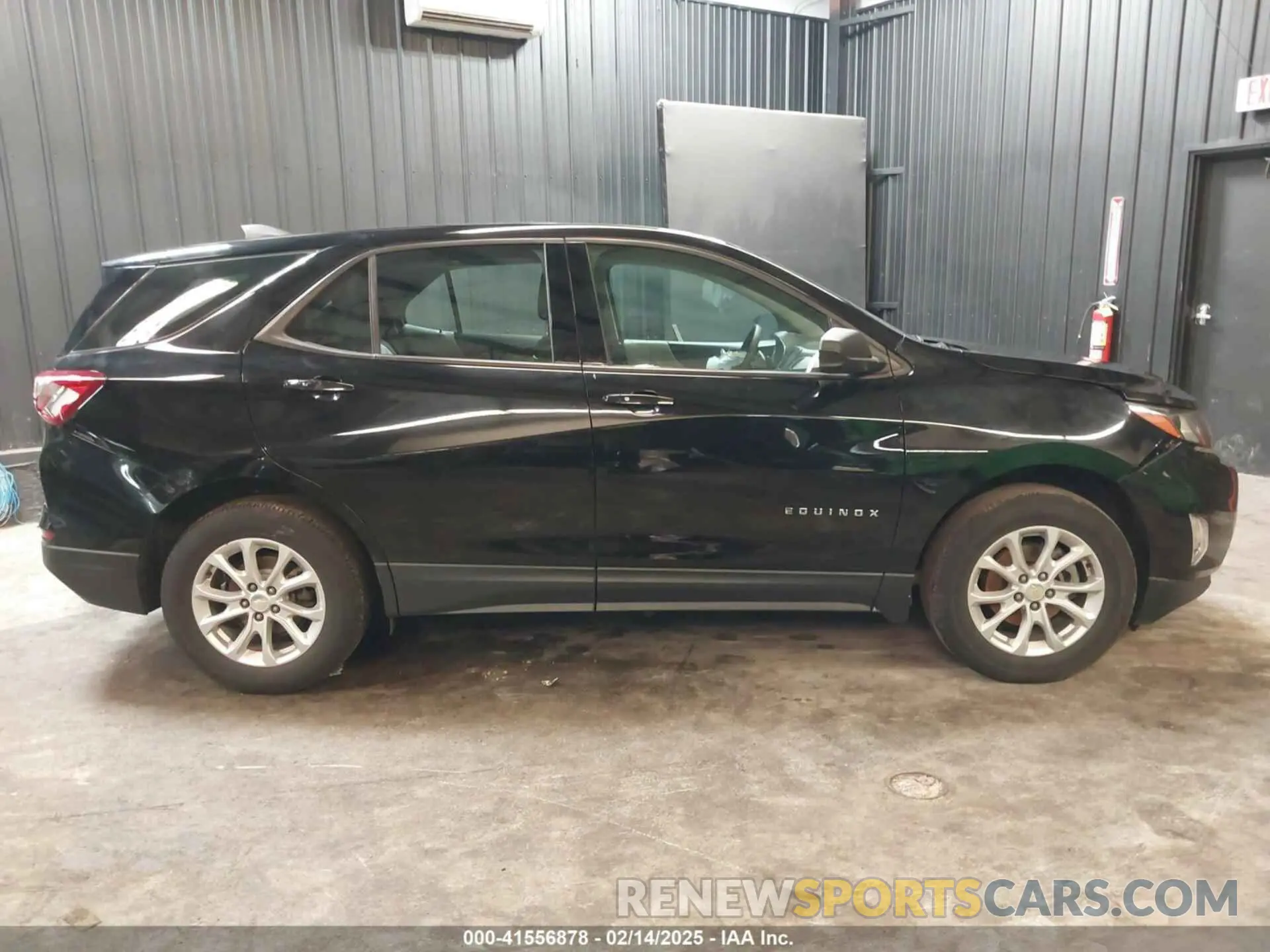 13 fotografías del automóvil dañado 2GNAXHEVXK6267070 CHEVROLET EQUINOX 2019