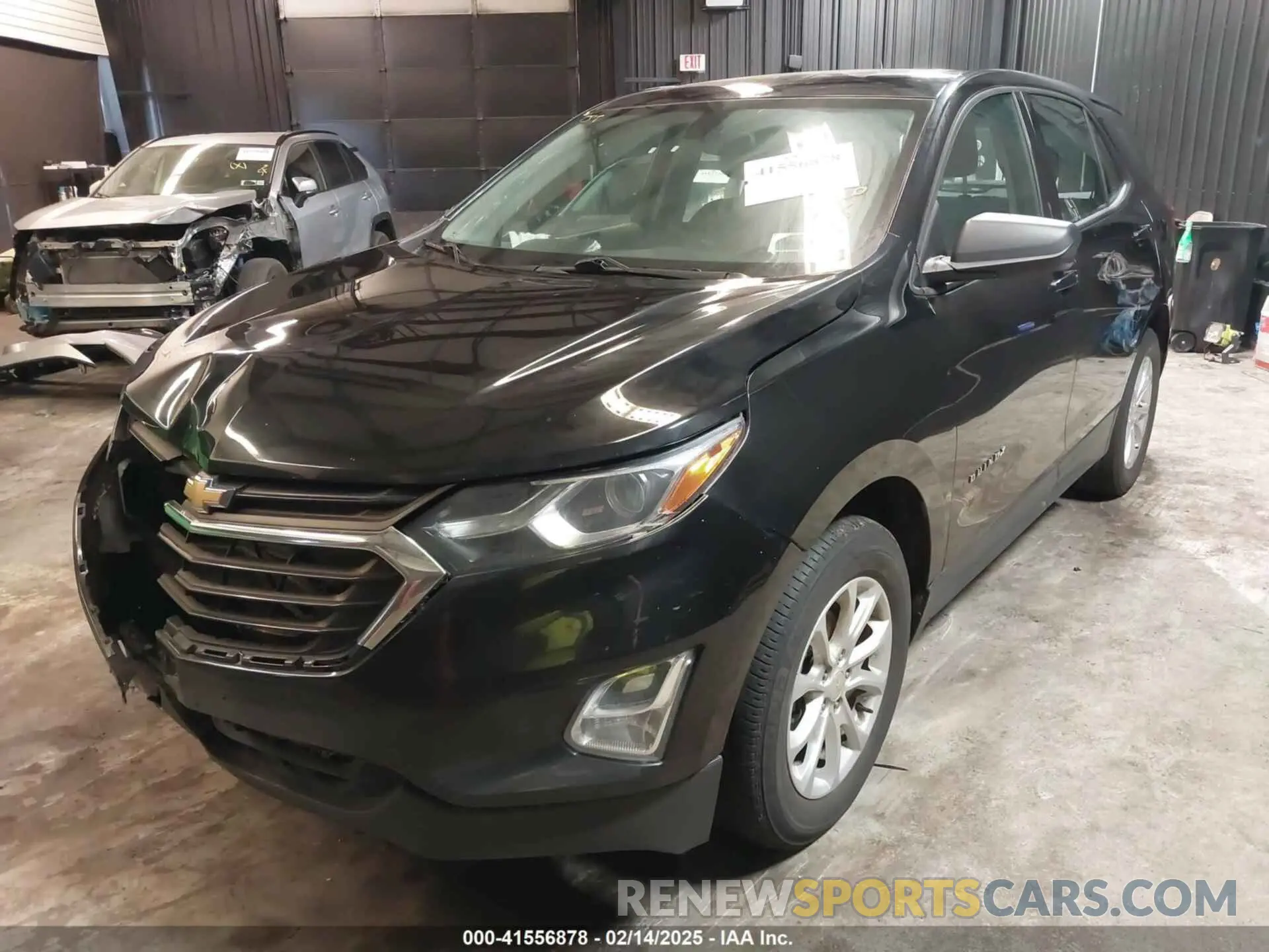 2 fotografías del automóvil dañado 2GNAXHEVXK6267070 CHEVROLET EQUINOX 2019