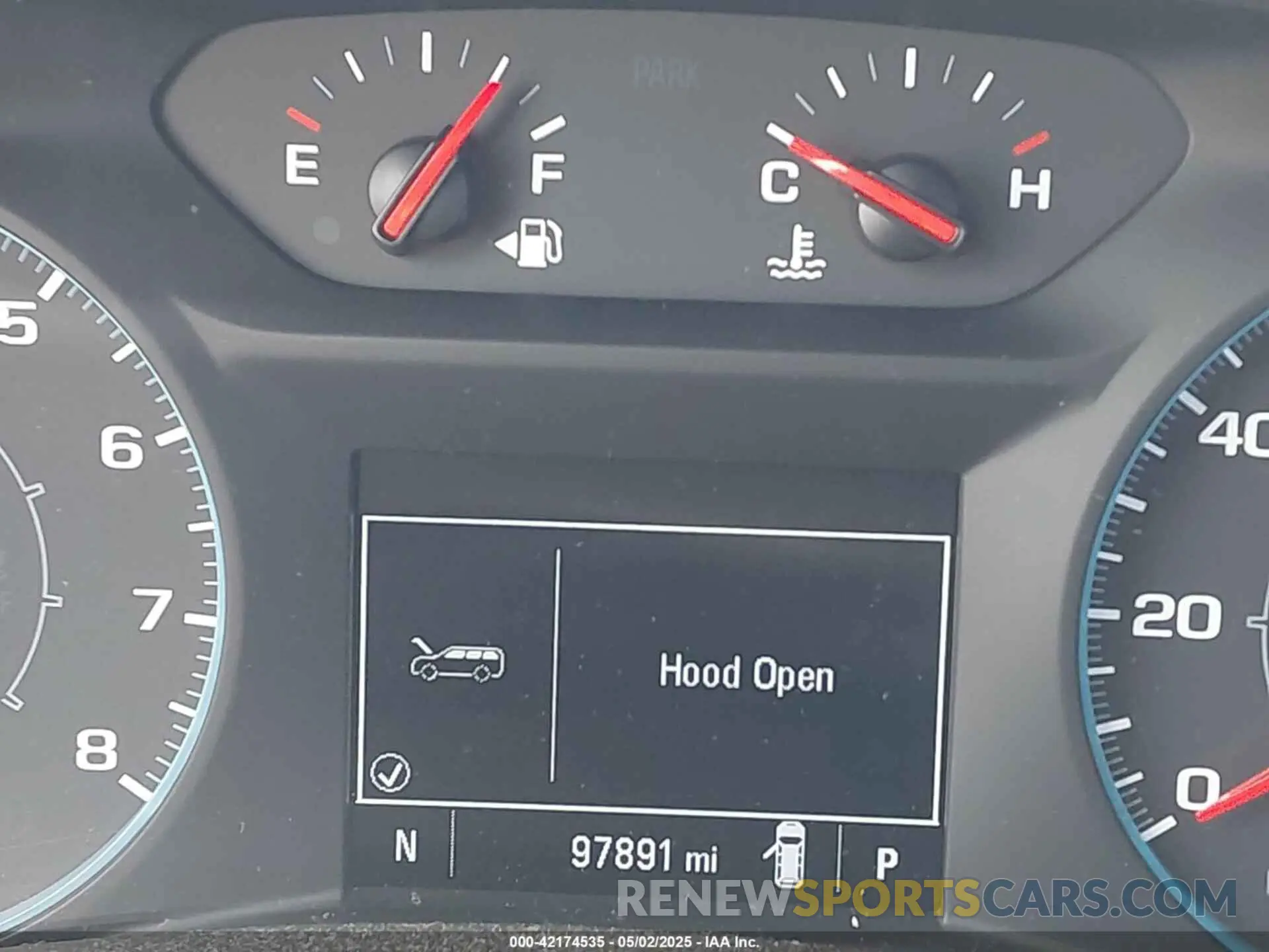 15 fotografías del automóvil dañado 2GNAXHEVXK6290509 CHEVROLET EQUINOX 2019