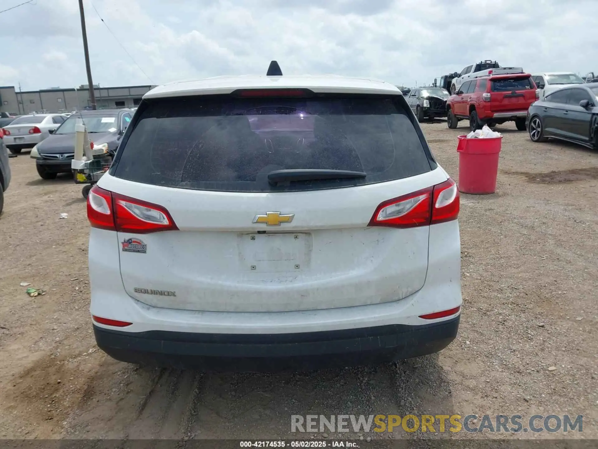 16 fotografías del automóvil dañado 2GNAXHEVXK6290509 CHEVROLET EQUINOX 2019